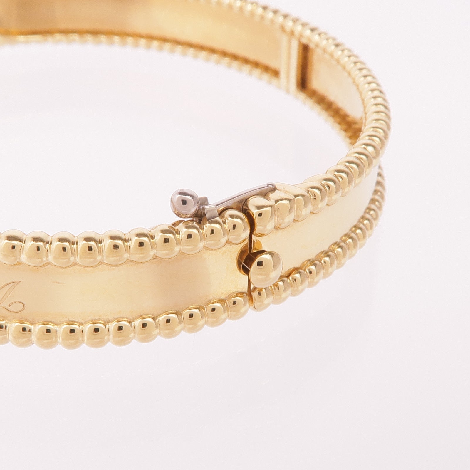 Van Cleef & Arpels 18K黃金Perlée Signature Bracelet手鐲
