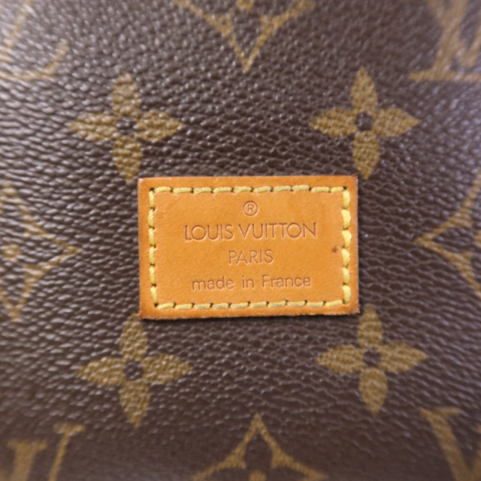 LOUIS VUITTON Monogram Saumur 30金扣肩背袋