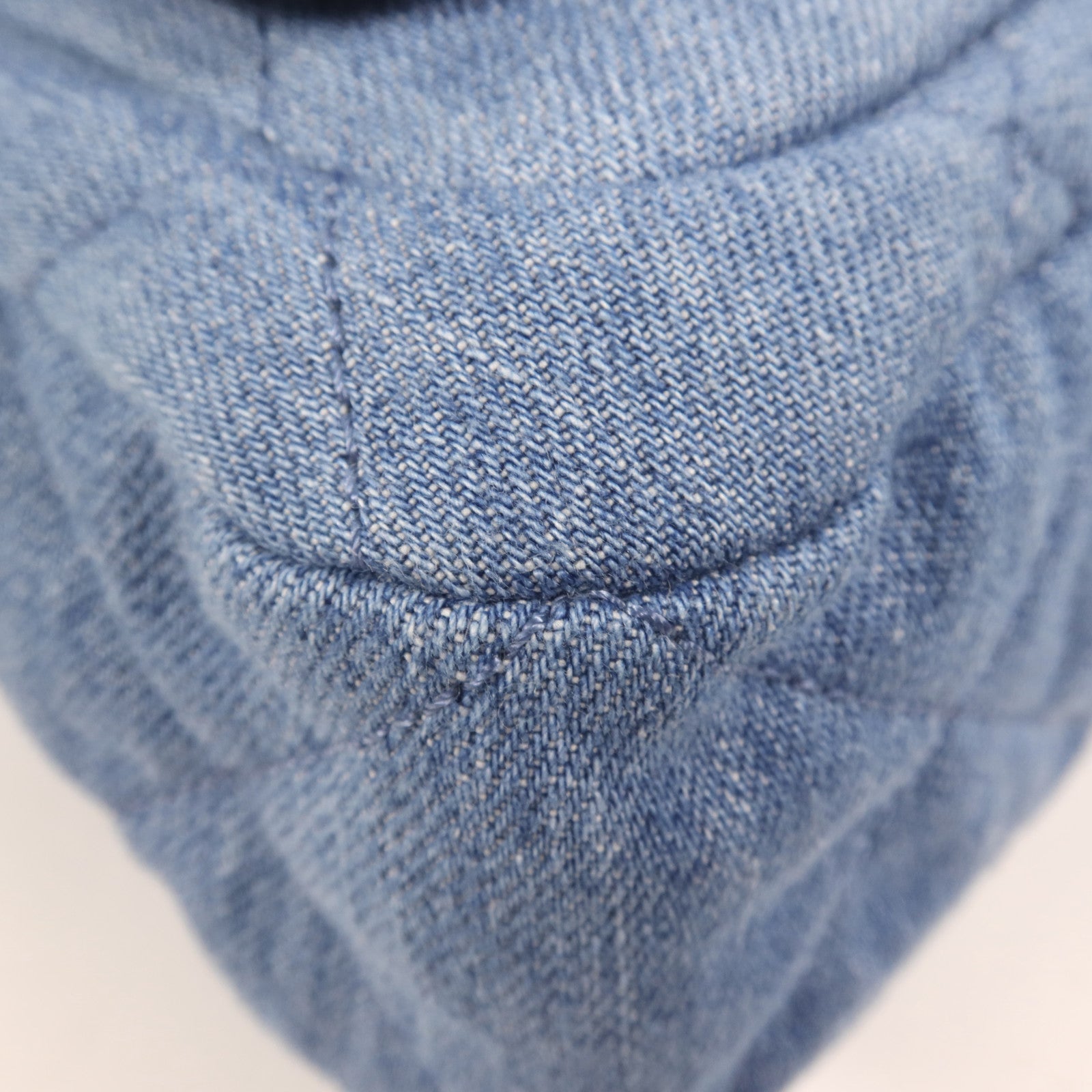 CHANEL 牛仔布Hobo Hand Bag金扣手挽肩背兩用袋