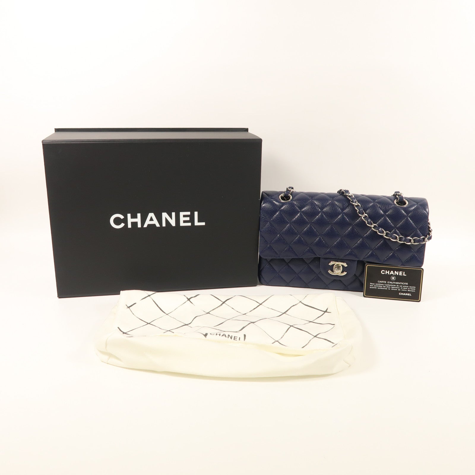 CHANEL 牛皮皮革Classic 25銀扣鏈帶肩背袋