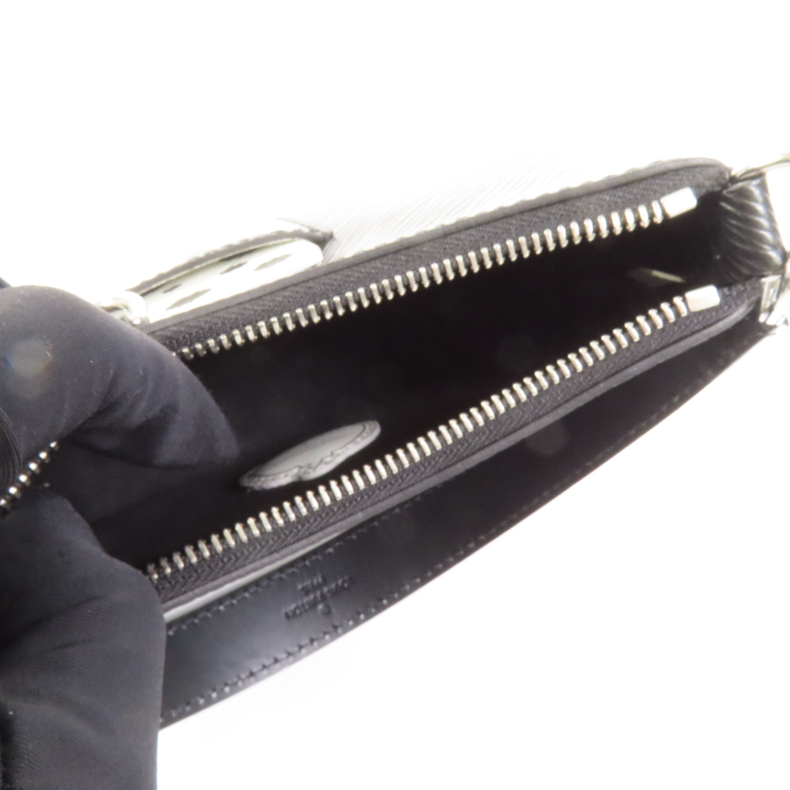 LOUIS VUITTON Epi LV x YK Marellini銀扣手挽肩背兩用袋