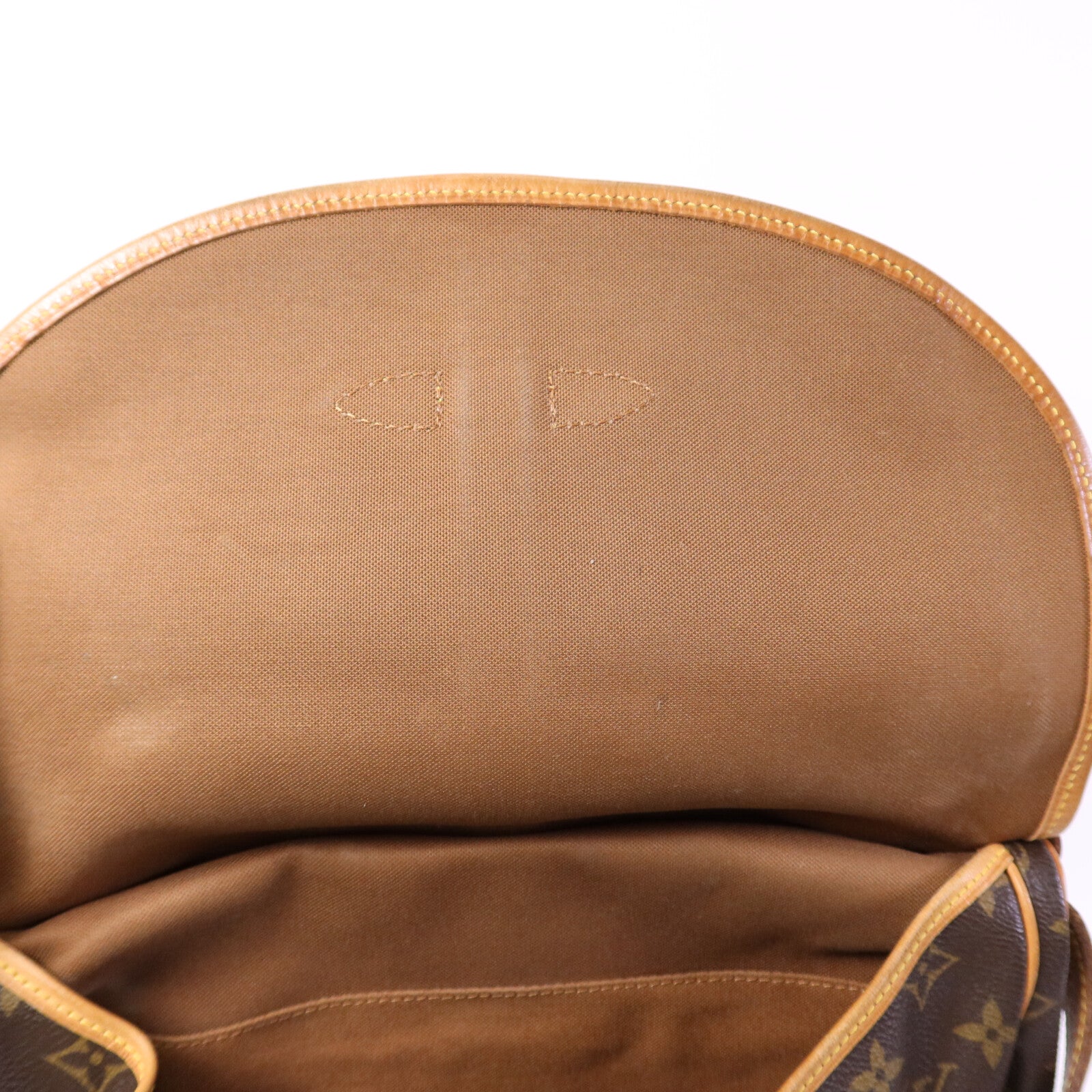 LOUIS VUITTON Monogram Saumur 30金扣肩背袋