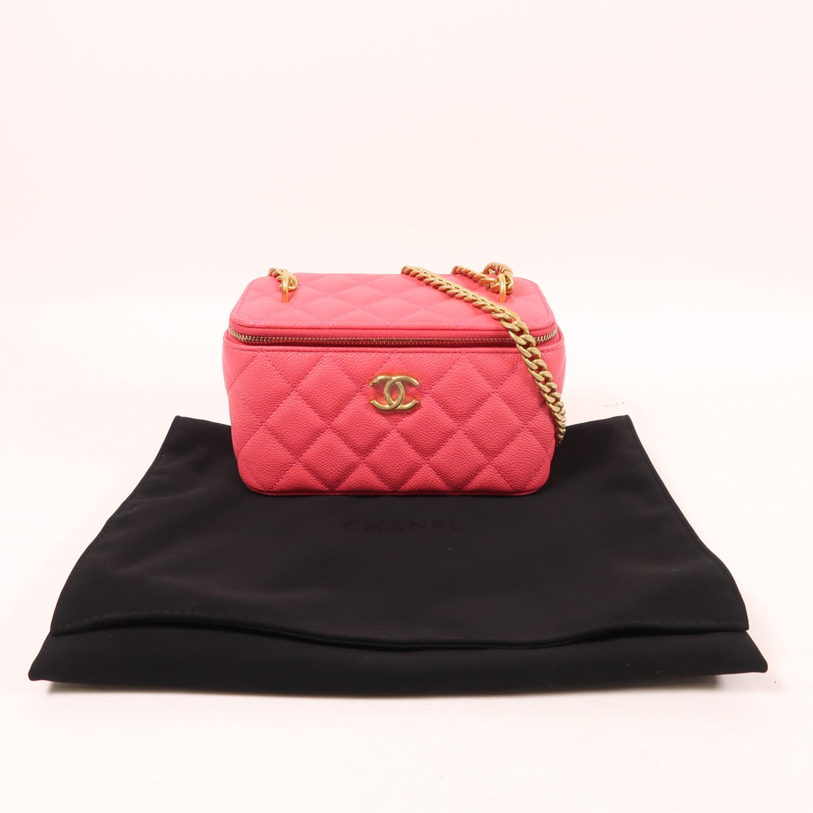 CHANEL 牛皮皮革Vanity Case金扣鏈帶肩背袋