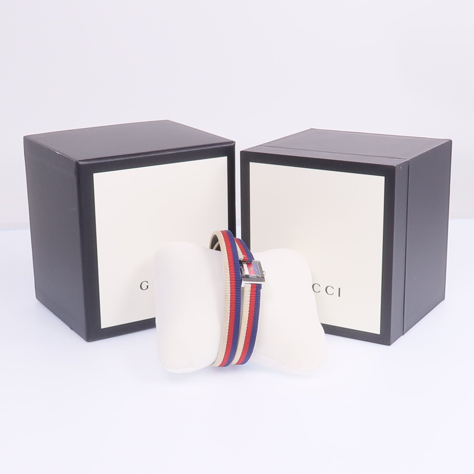 GUCCI G Frame Tricolore 147.5