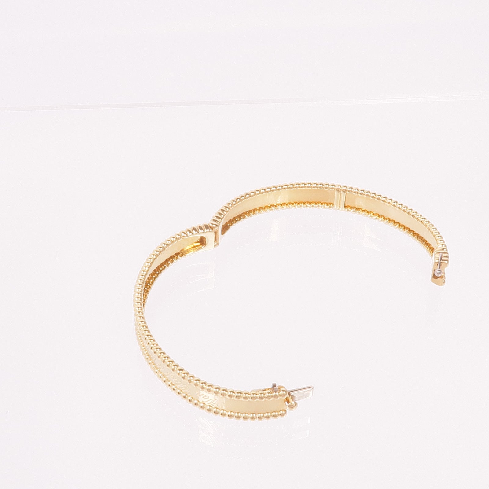 Van Cleef & Arpels 18K黃金Perlée Signature Bracelet手鐲