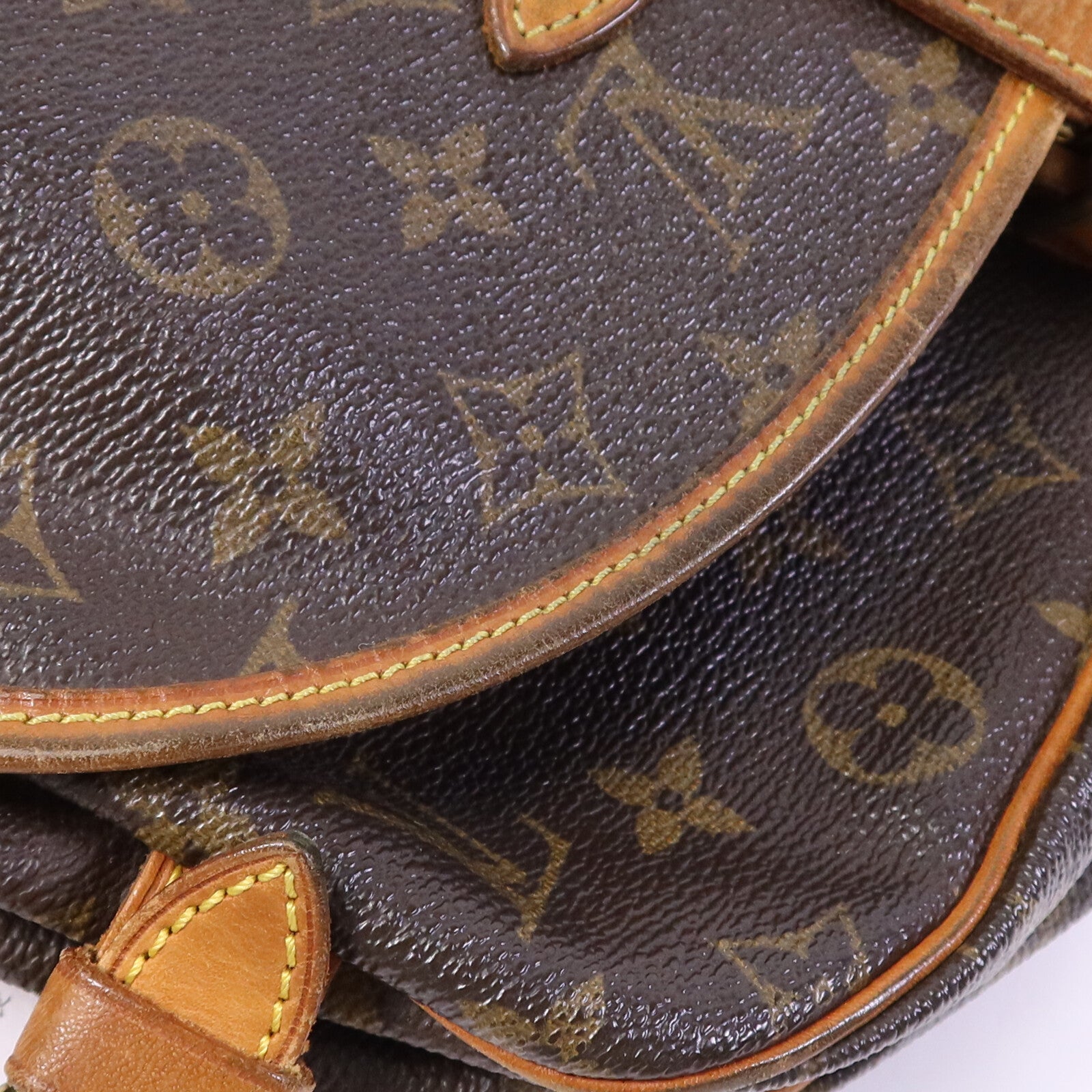 LOUIS VUITTON Monogram Saumur 30金扣肩背袋