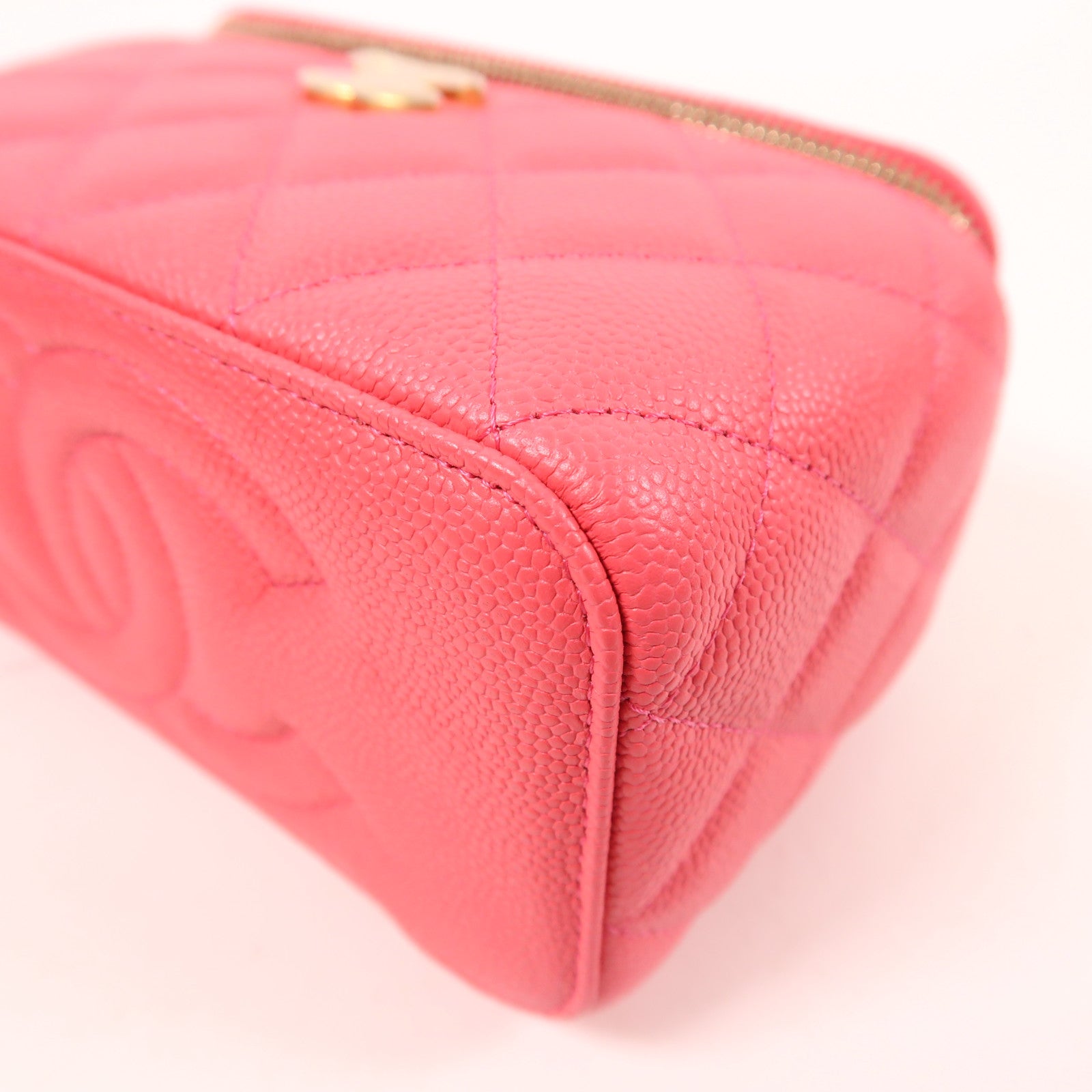 CHANEL 牛皮皮革Vanity Case金扣鏈帶肩背袋