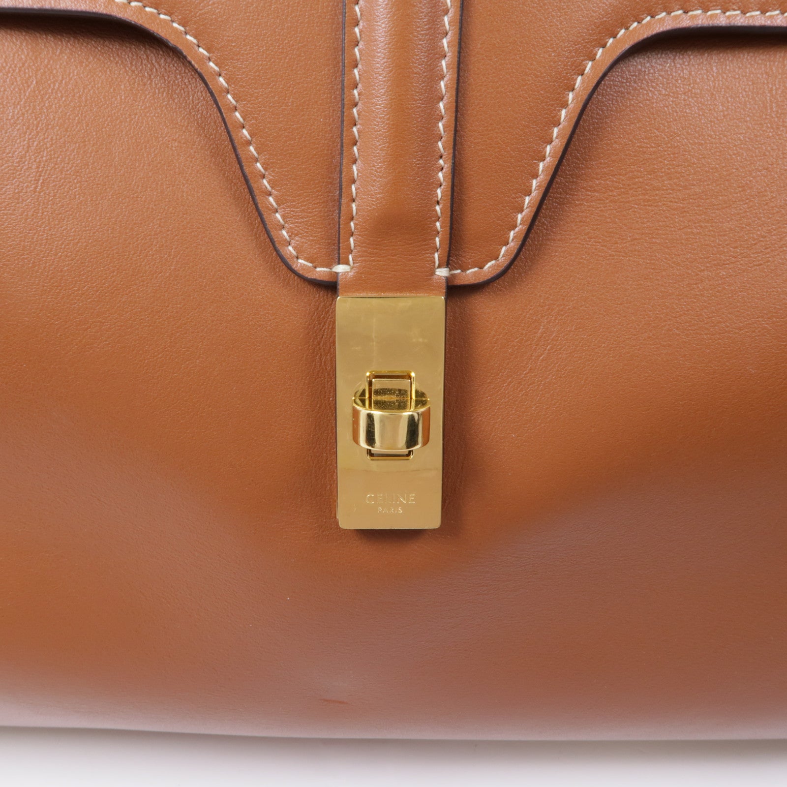 CELINE 牛皮皮革Soft 16金扣肩背袋