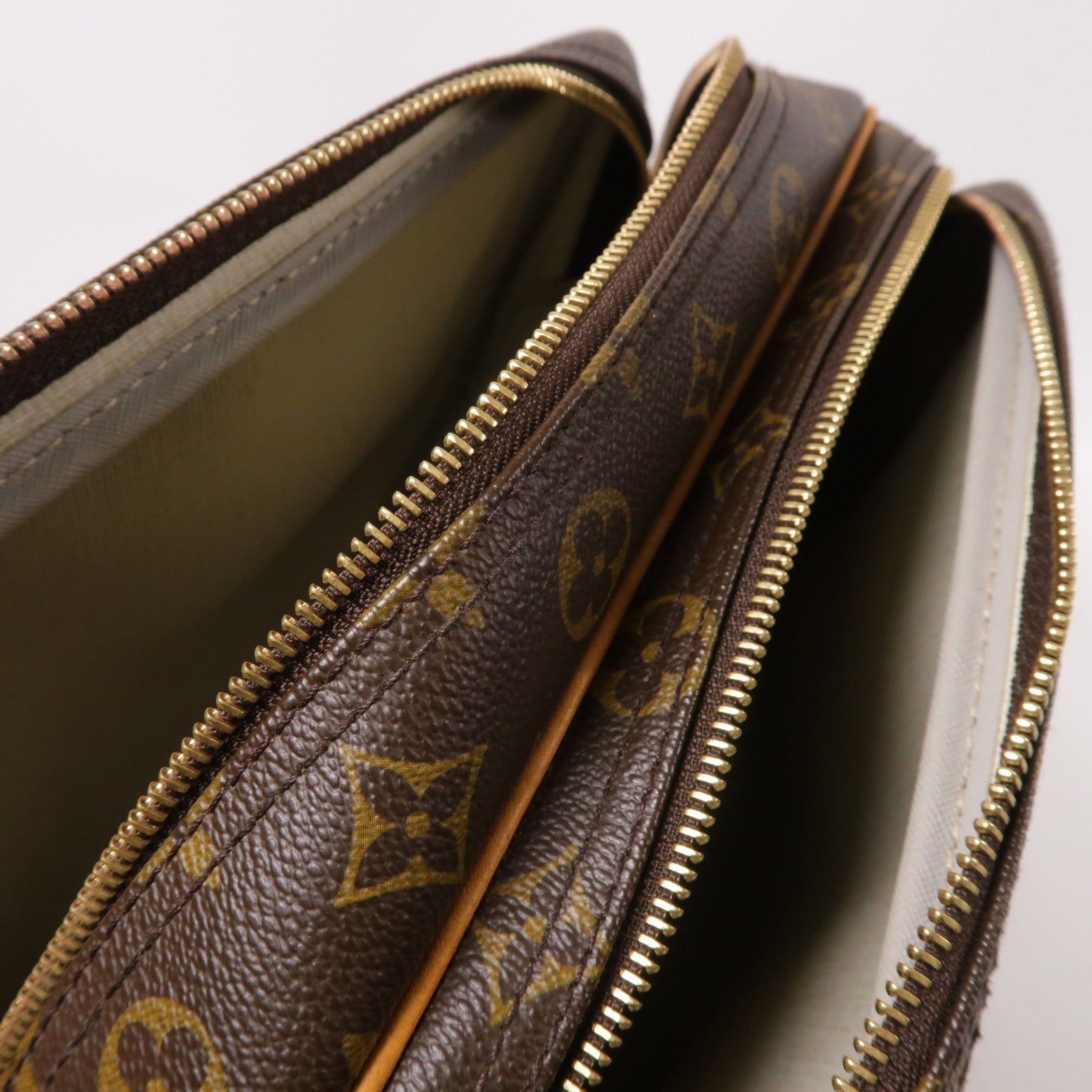 LOUIS VUITTON Monogram Reporter金扣肩背袋啡色