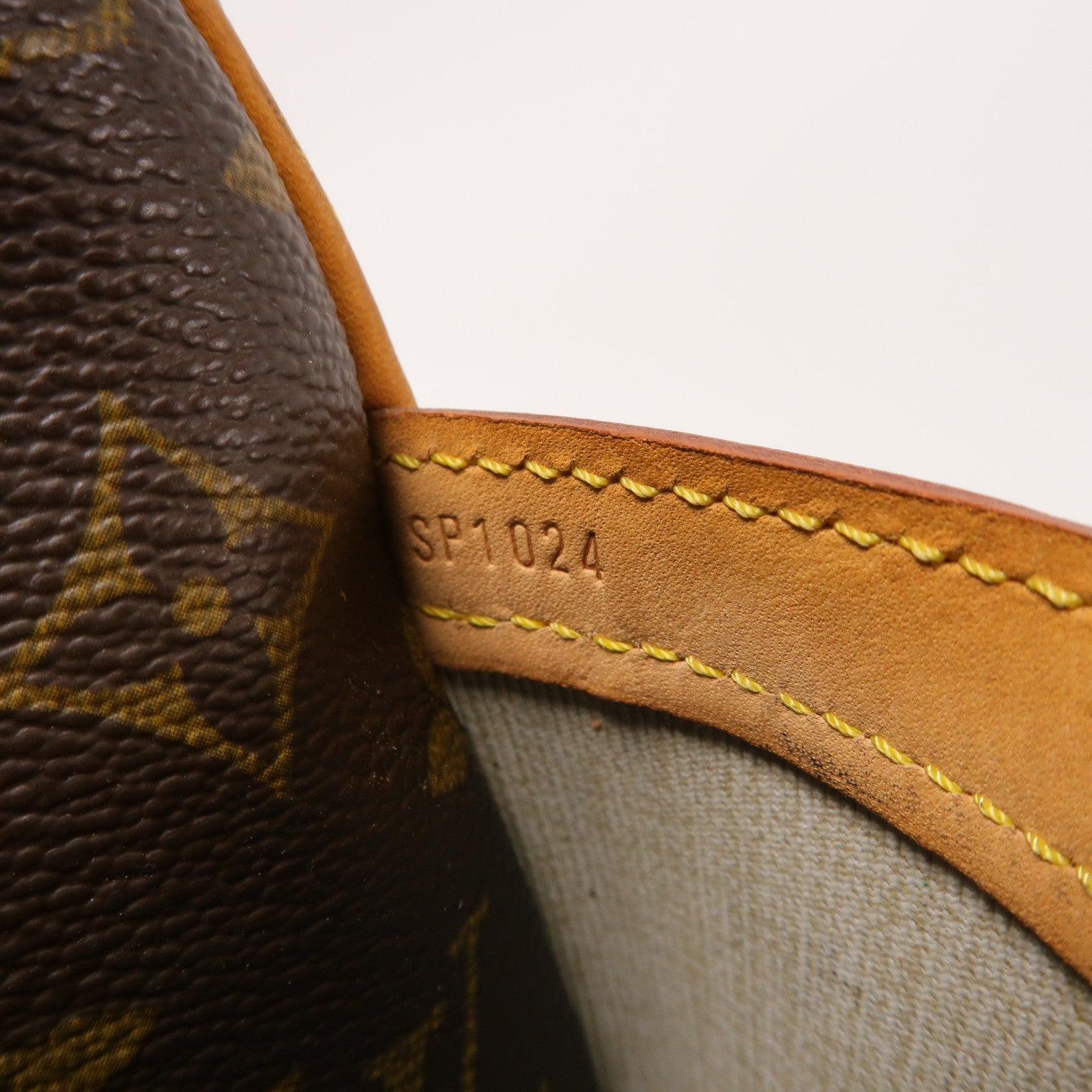LOUIS VUITTON Monogram Reporter金扣肩背袋啡色