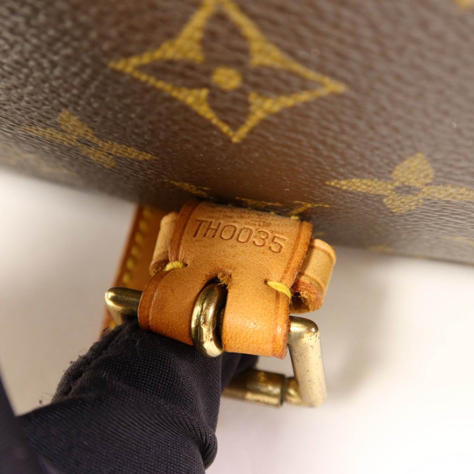 LOUIS VUITTON Monogram Sologne金扣肩背袋