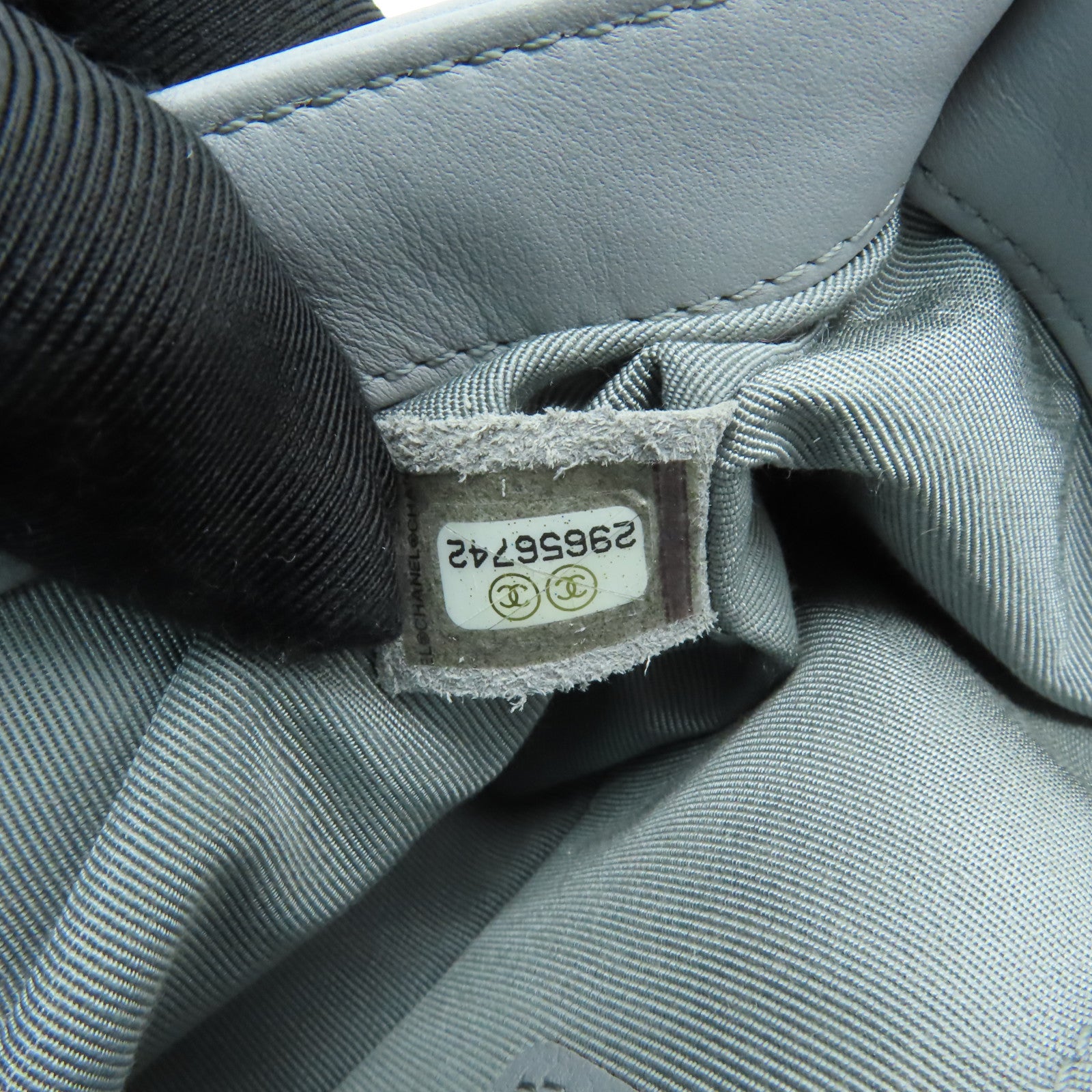 CHANEL 【激減優惠】菱格牛皮皮革Boy Chanel金扣鏈帶肩背袋灰色