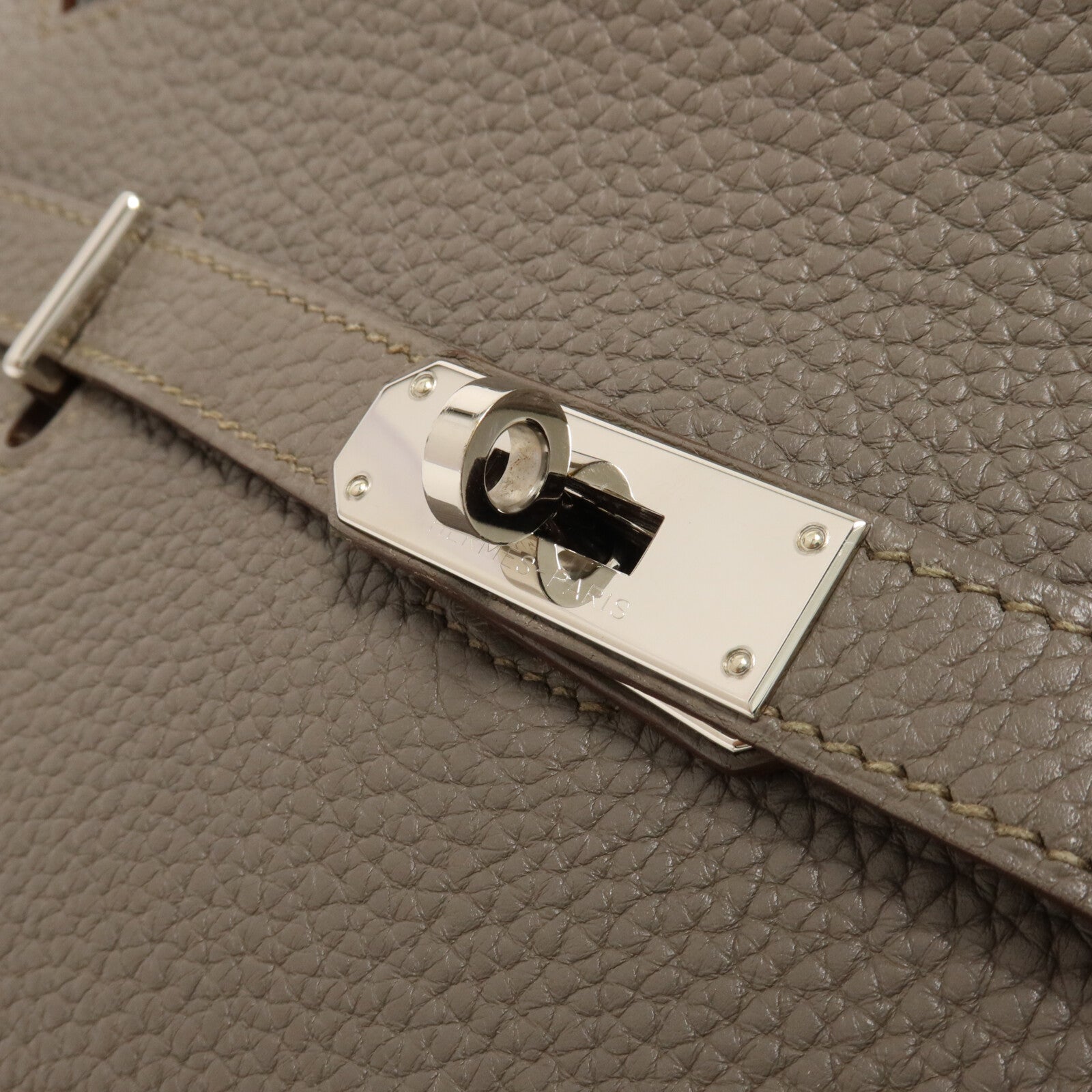 HERMES Togo皮革Jypsiere 28肩背袋Etain