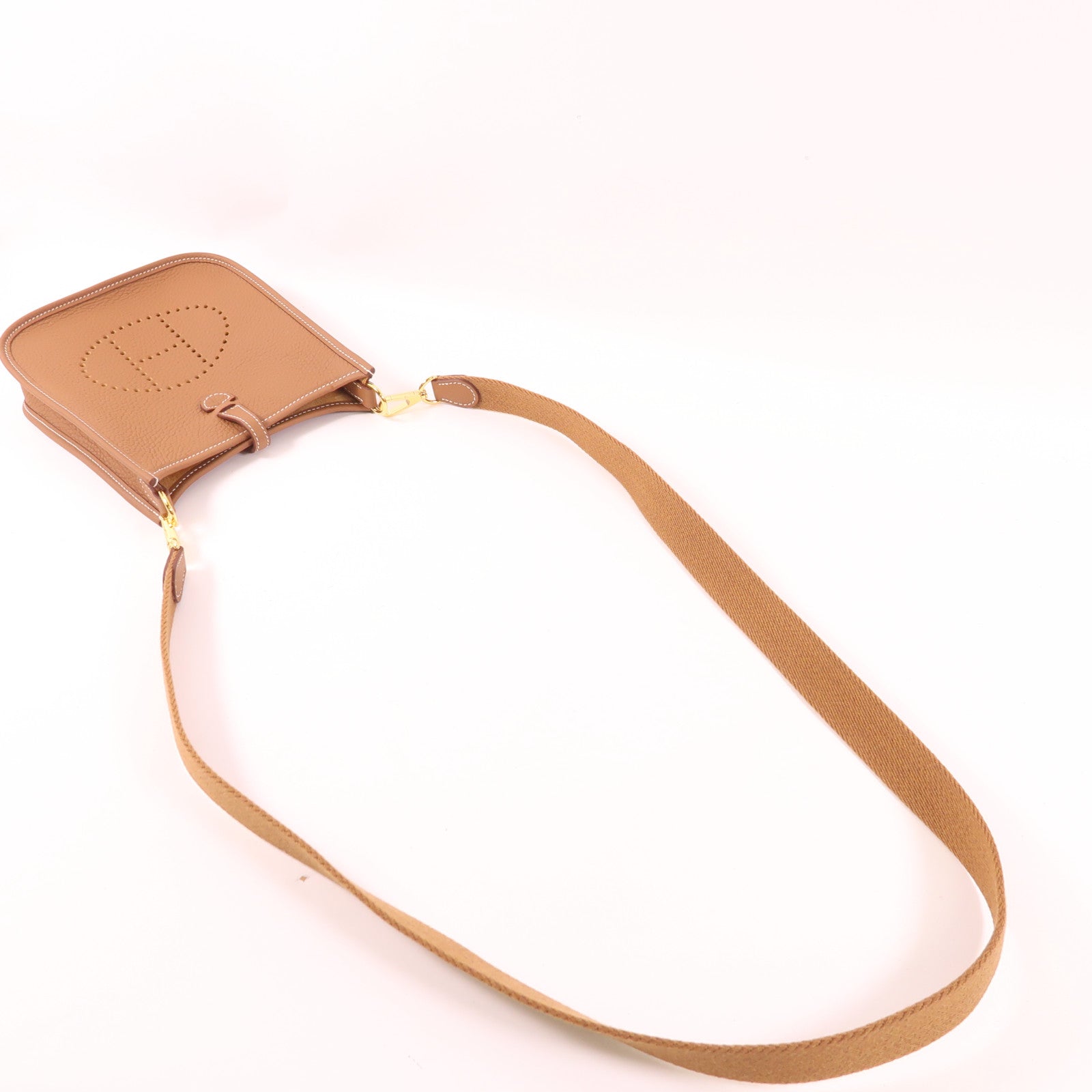 HERMES Clemence皮革Evelyne TPM金扣肩背袋37 Gold