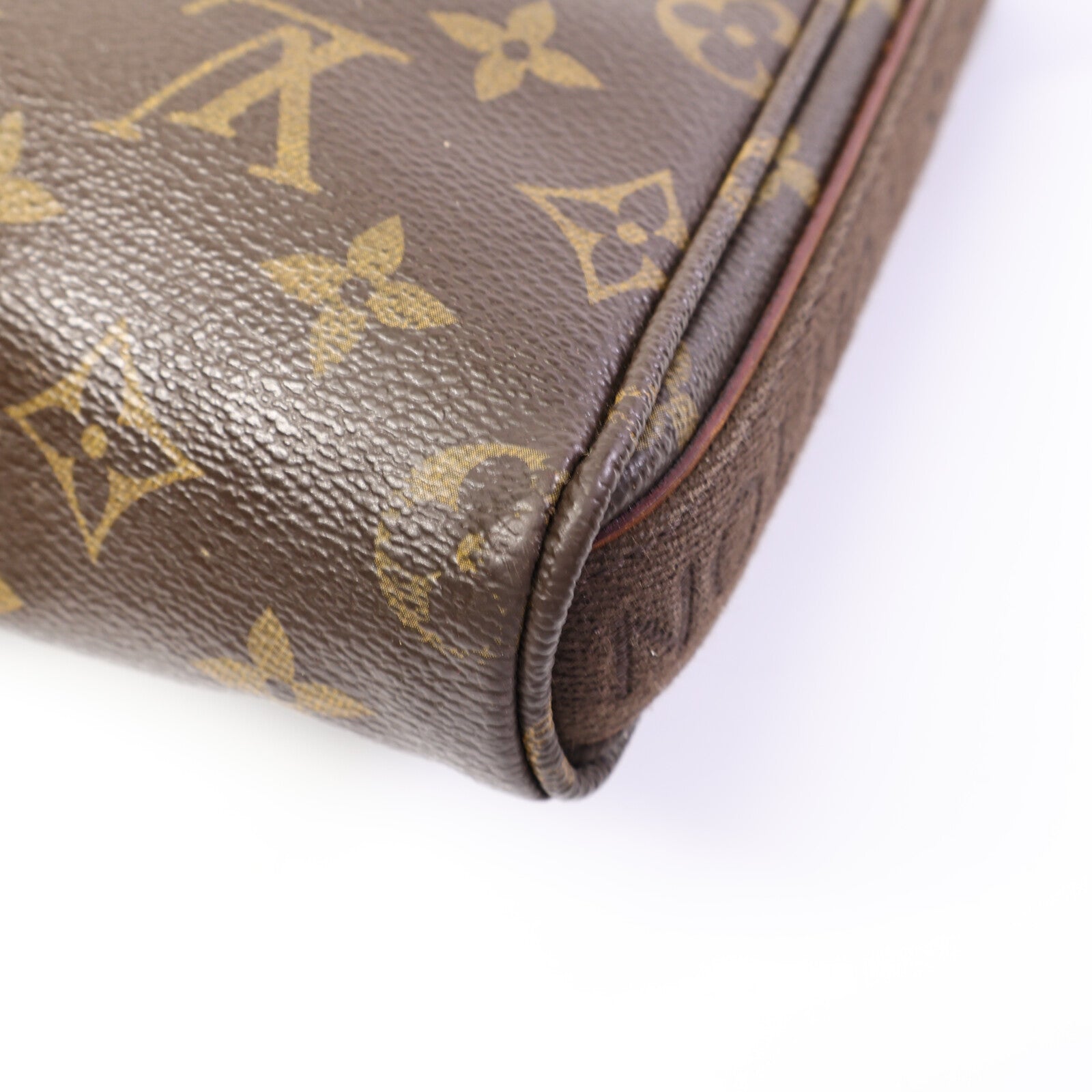 LOUIS VUITTON Monogram Trotteur Beaubourg金扣肩背袋
