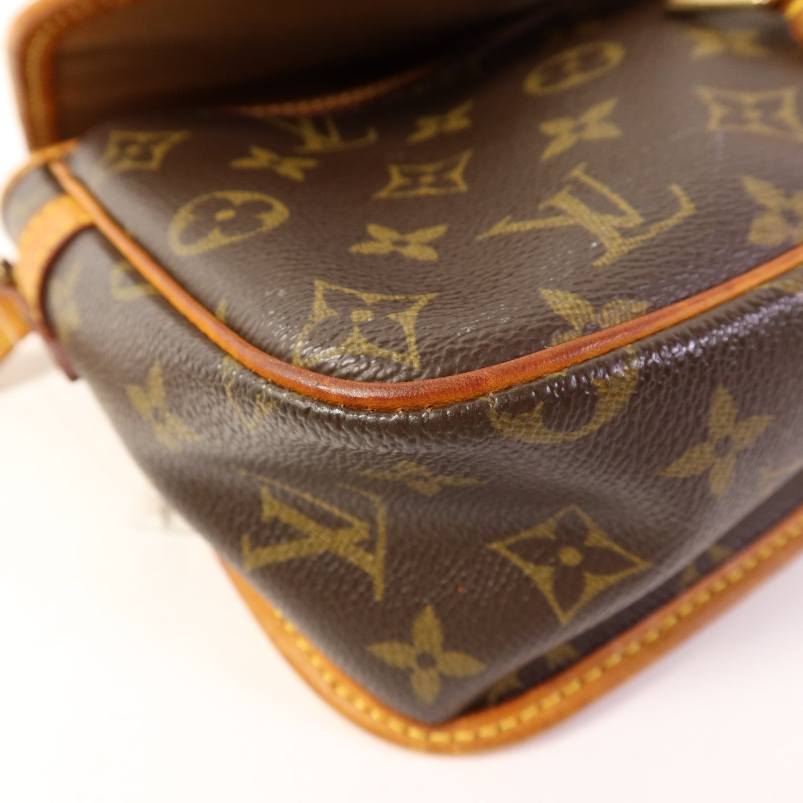 LOUIS VUITTON Monogram Sologne金扣肩背袋