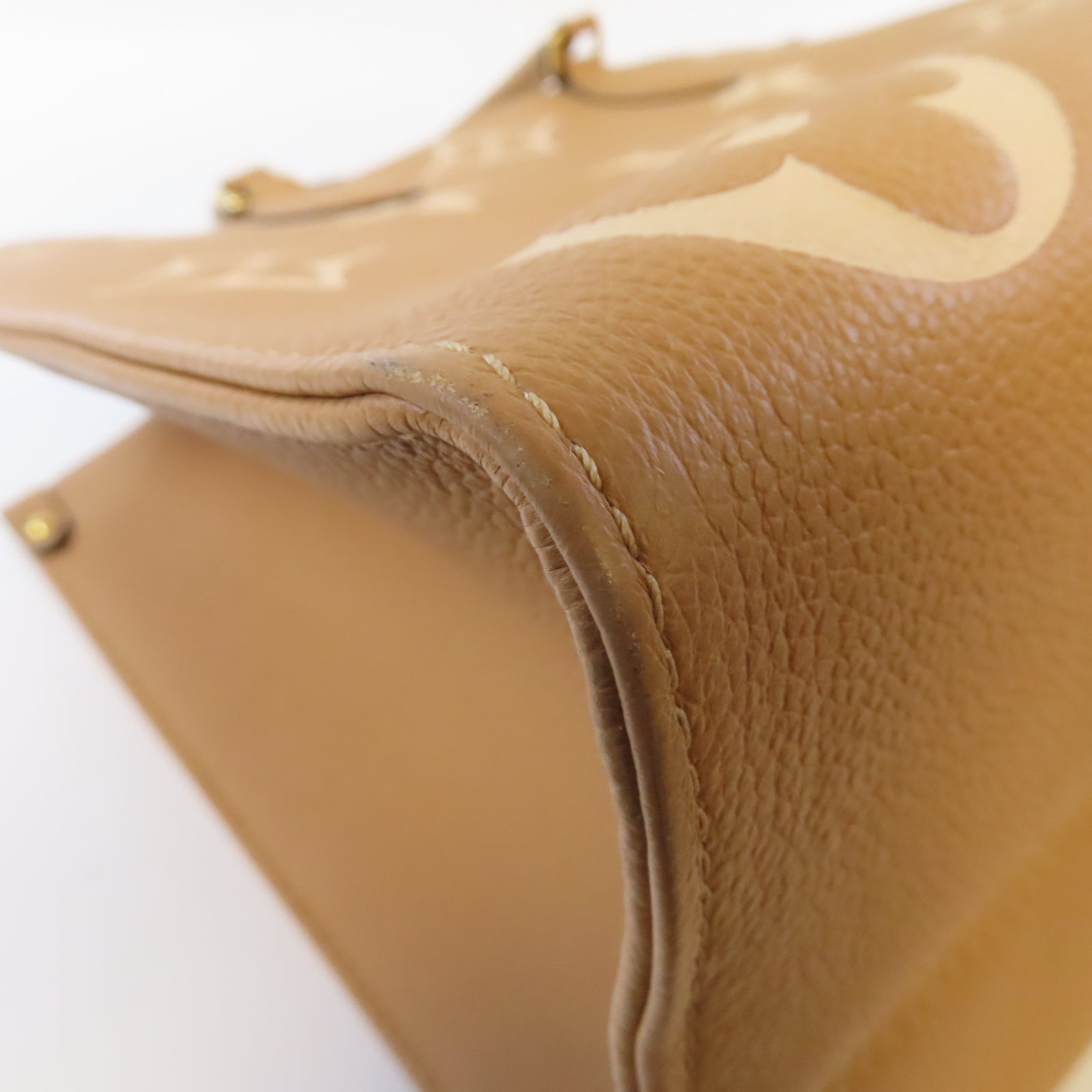 LOUIS VUITTON Monogram Empreinte On The Go MM金扣手挽肩背兩用袋駝色