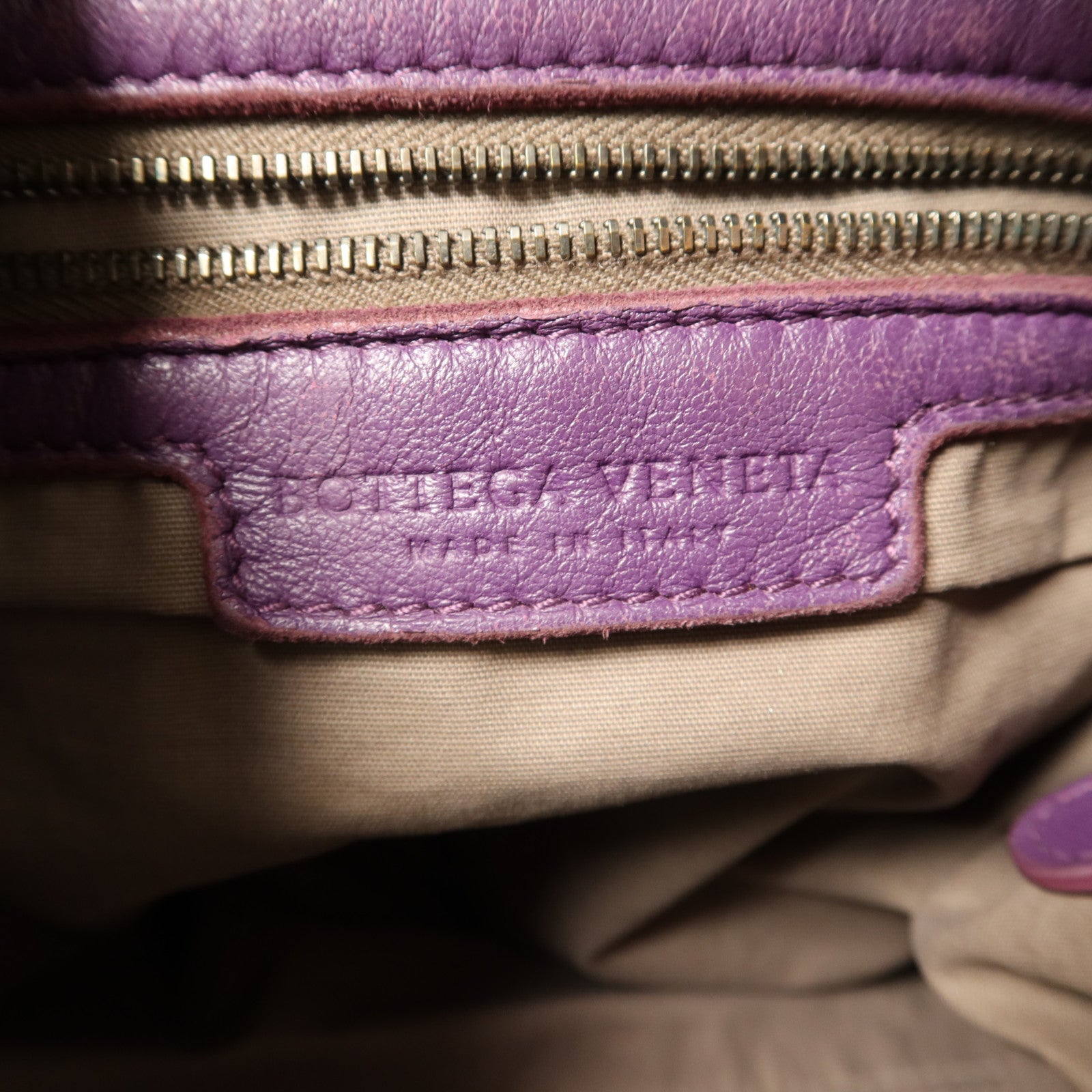 BOTTEGA VENETA 羊皮皮革Shoulder Bag銀扣肩背袋