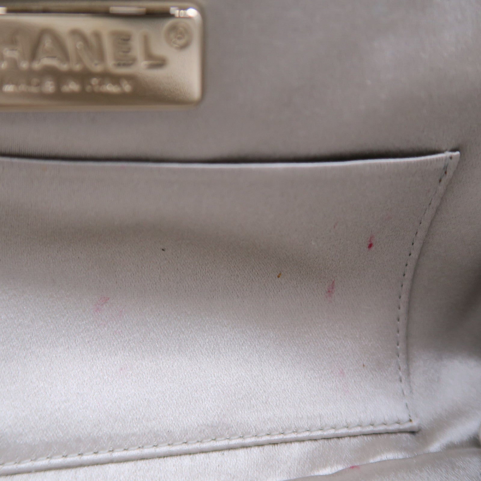 CHANEL 【激減優惠】牛皮皮革Clutch Bag金扣手拿包金色