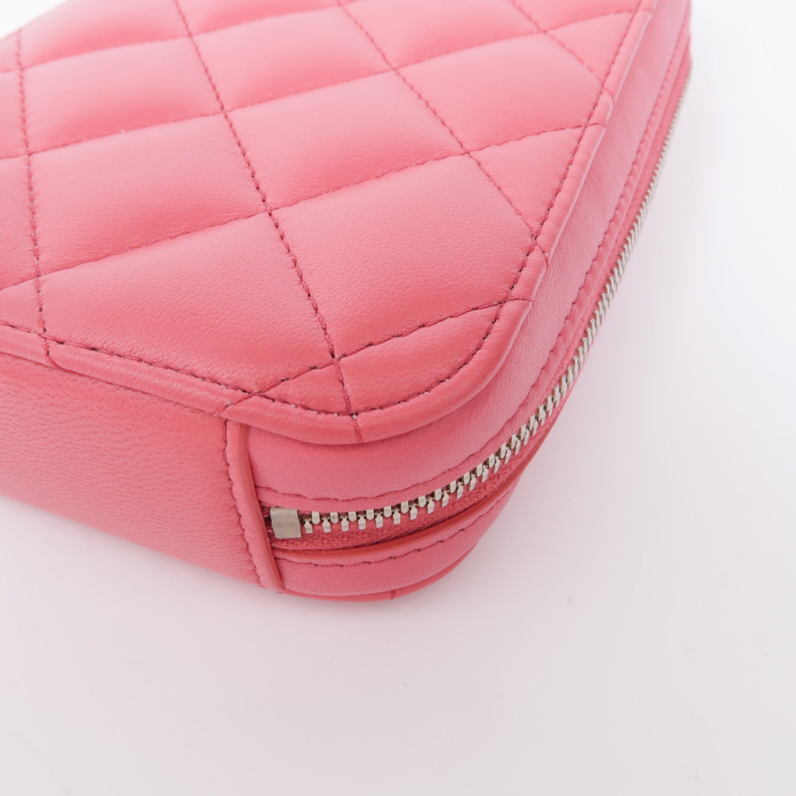 CHANEL 羊皮皮革Phone Holder銀扣鏈帶肩背袋