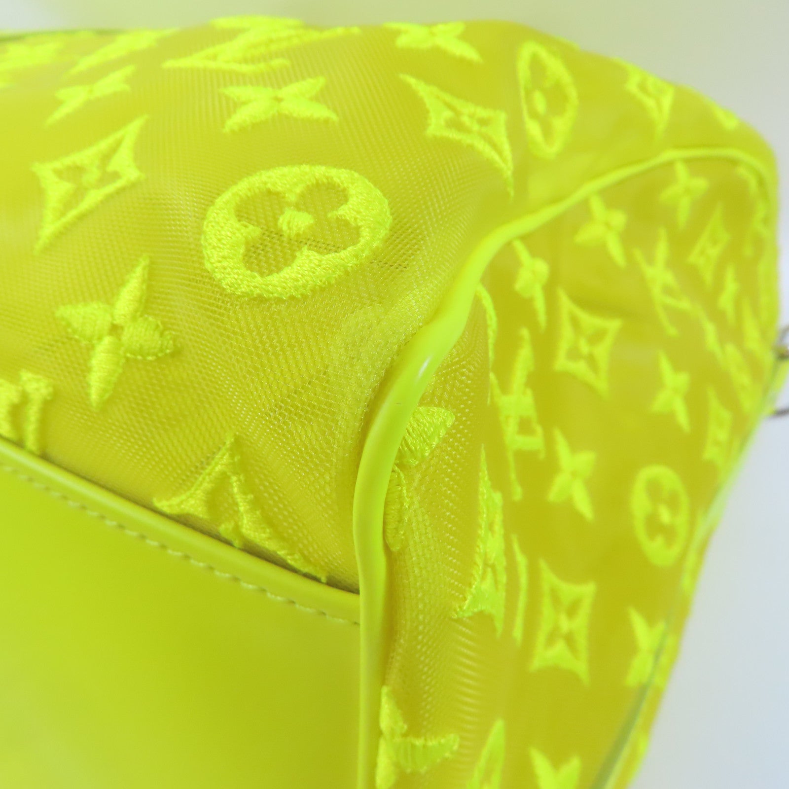 LOUIS VUITTON 尼龍Keepall Bandouliere 50銀扣波士頓包黃色