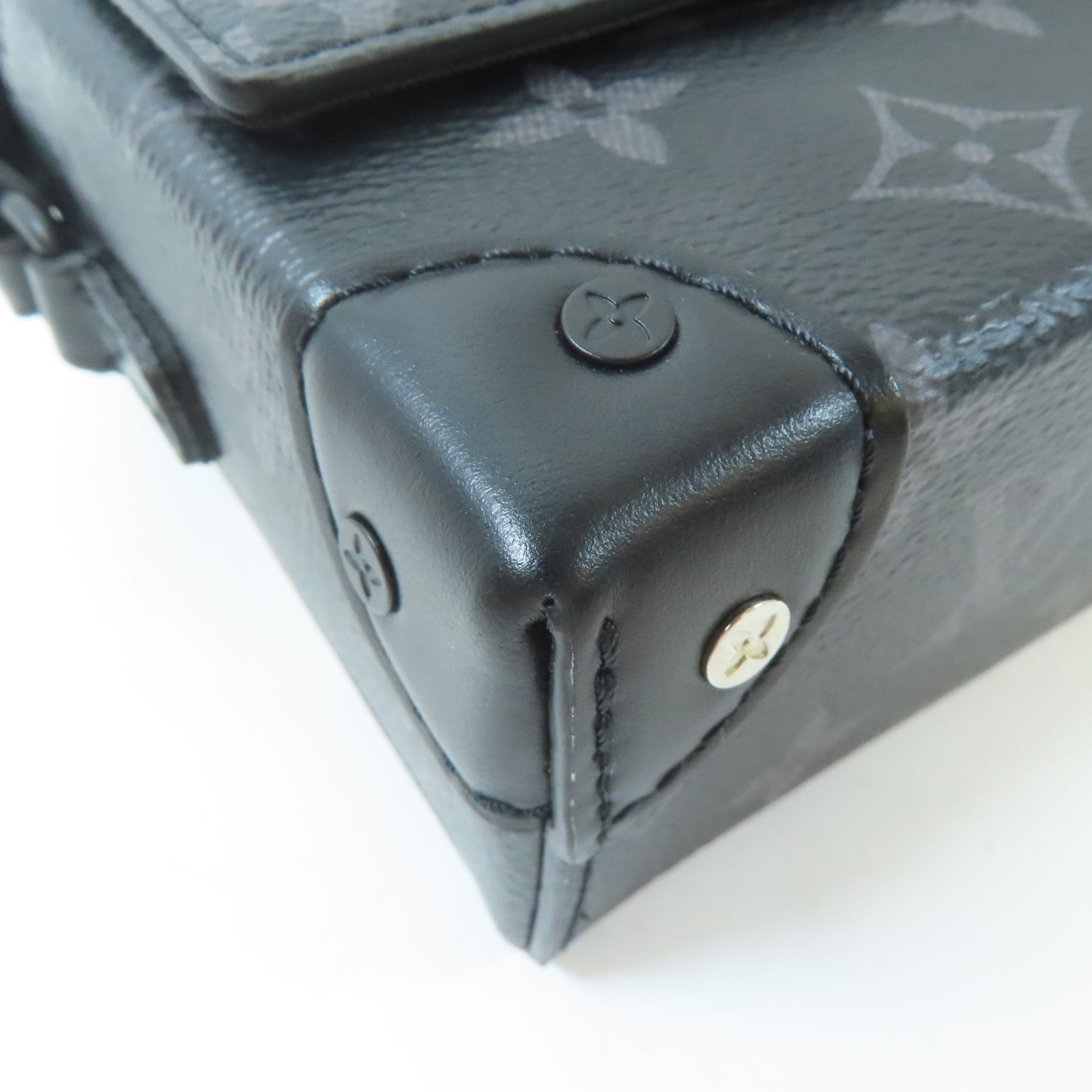 LOUIS VUITTON Monogram Eclipse Steamer肩背袋黑色