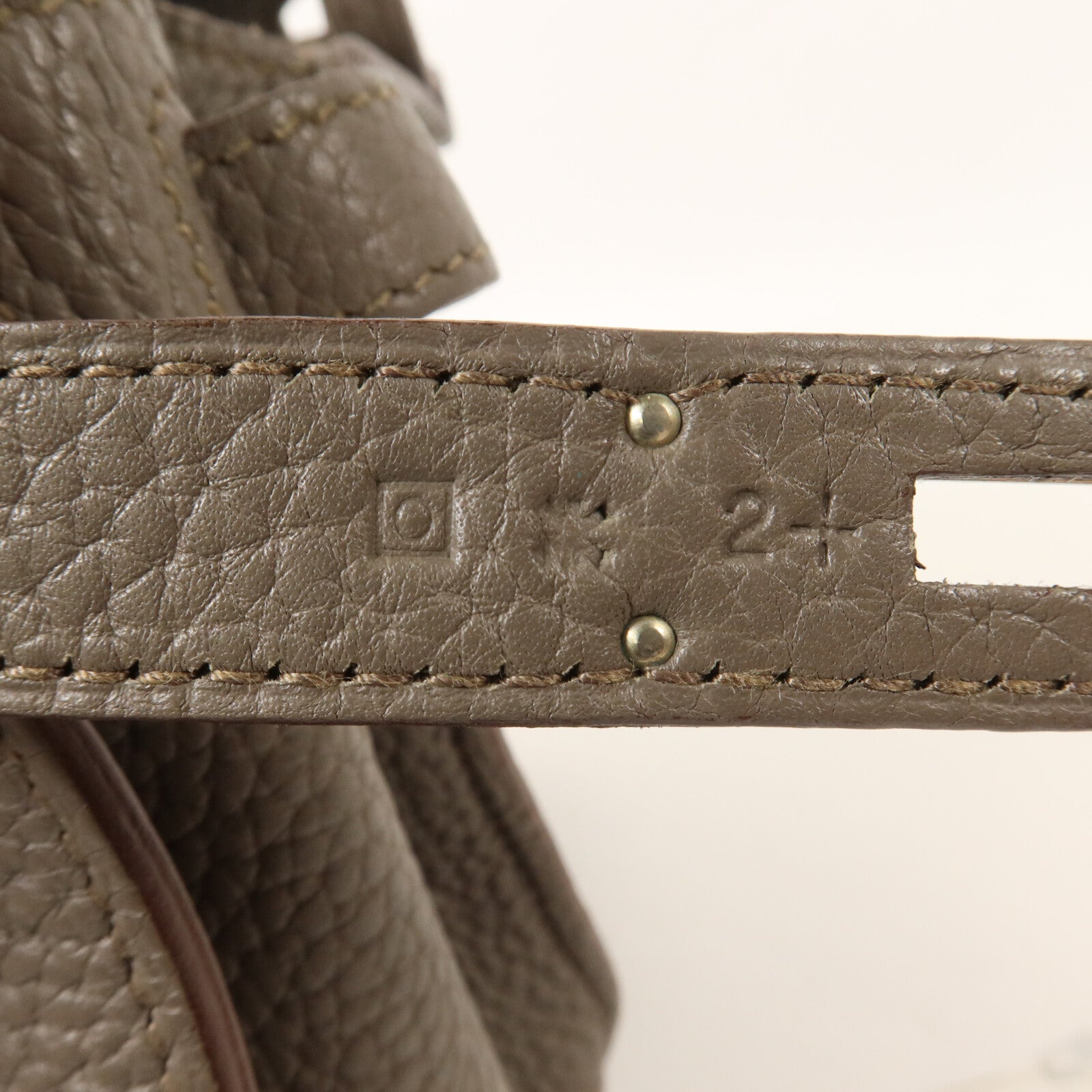 HERMES Togo皮革Jypsiere 28肩背袋Etain