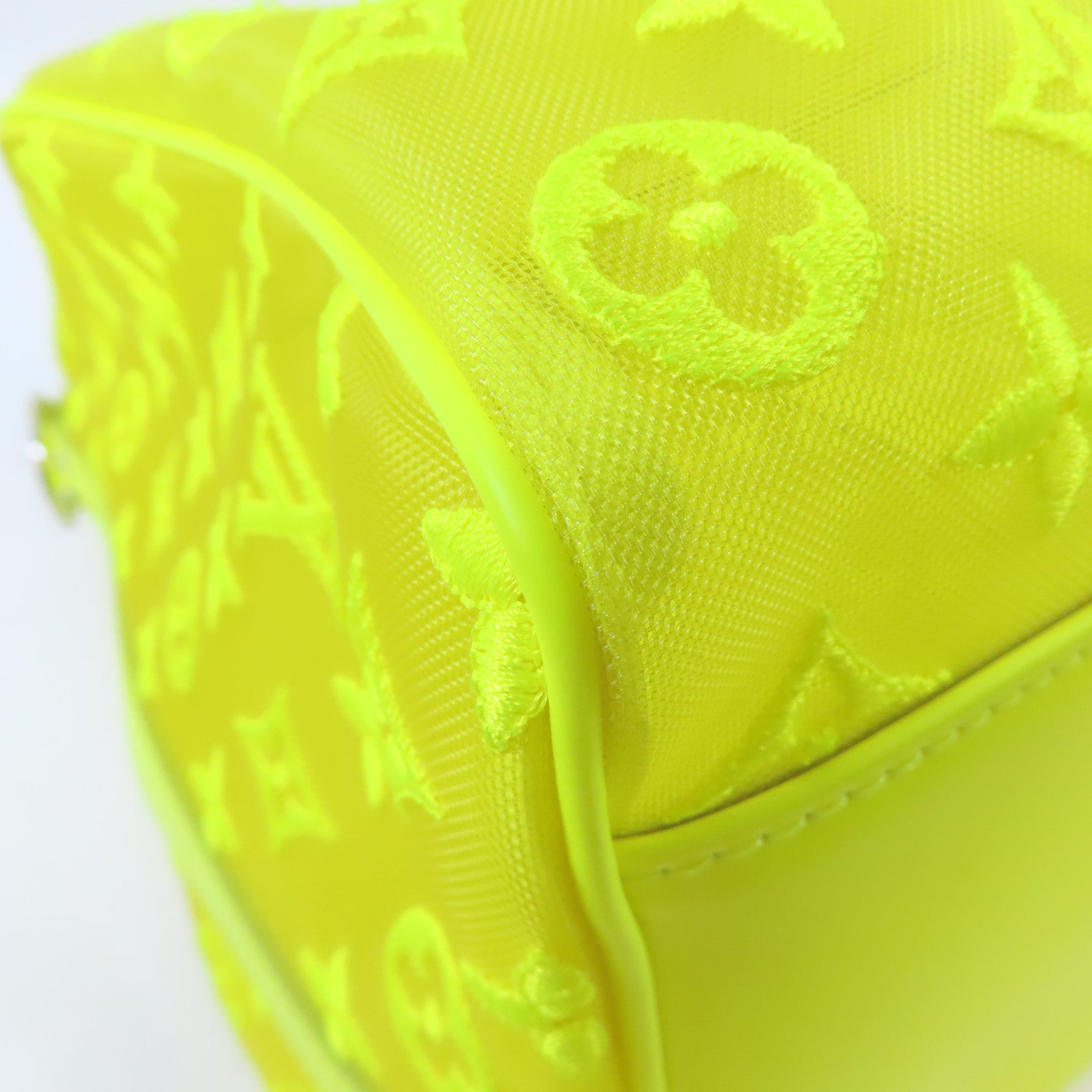 LOUIS VUITTON 尼龍Keepall Bandouliere 50銀扣波士頓包黃色