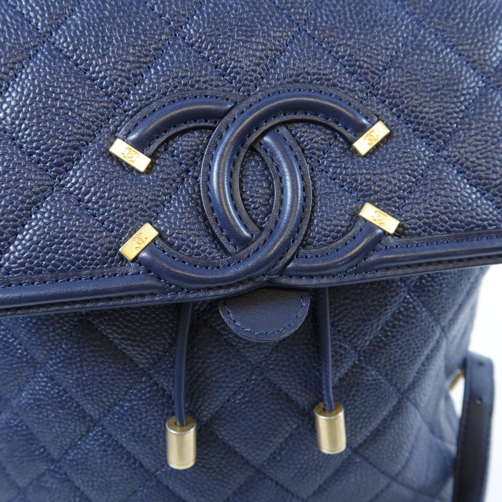 CHANEL 【激減優惠】菱格Caviar皮革Backpack金扣鏈帶背包藍色