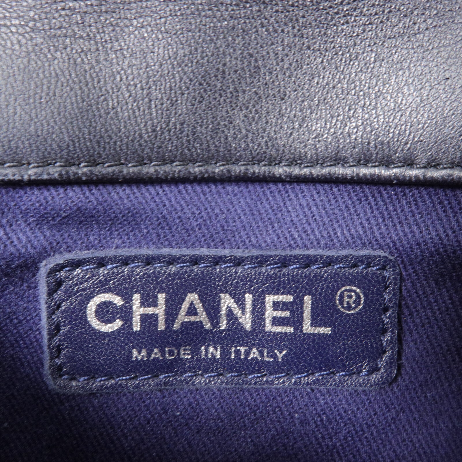 CHANEL 牛皮皮革Chain Shoulder鏈帶肩背袋