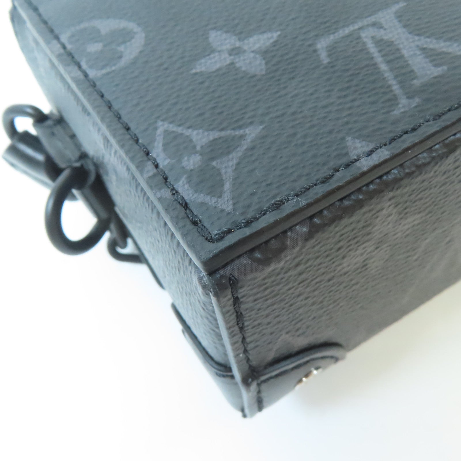 LOUIS VUITTON Monogram Eclipse Steamer肩背袋黑色