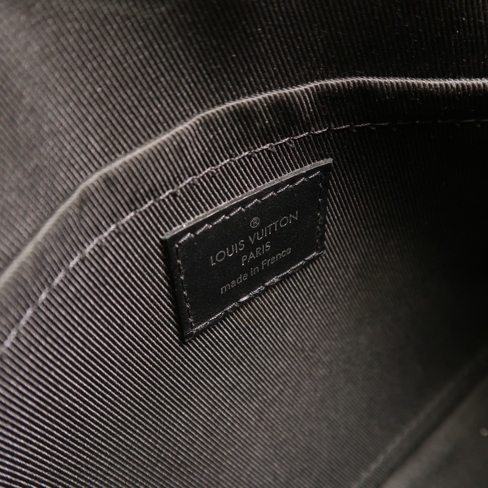 LOUIS VUITTON Monogram Eclipse City Keepall手挽肩背兩用袋