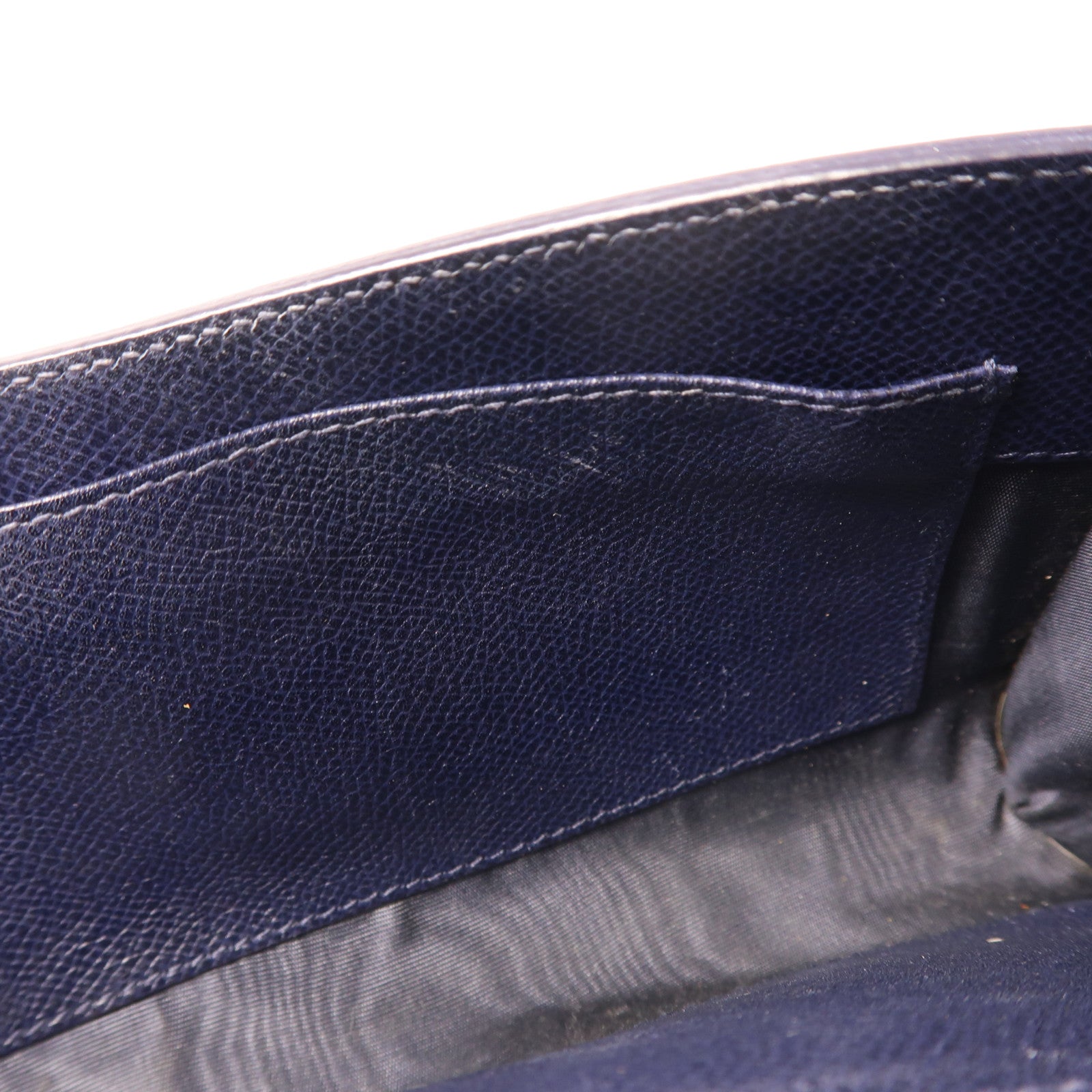 Salvatore Ferragamo 牛皮皮革Clutch Bag金扣鏈帶肩背袋