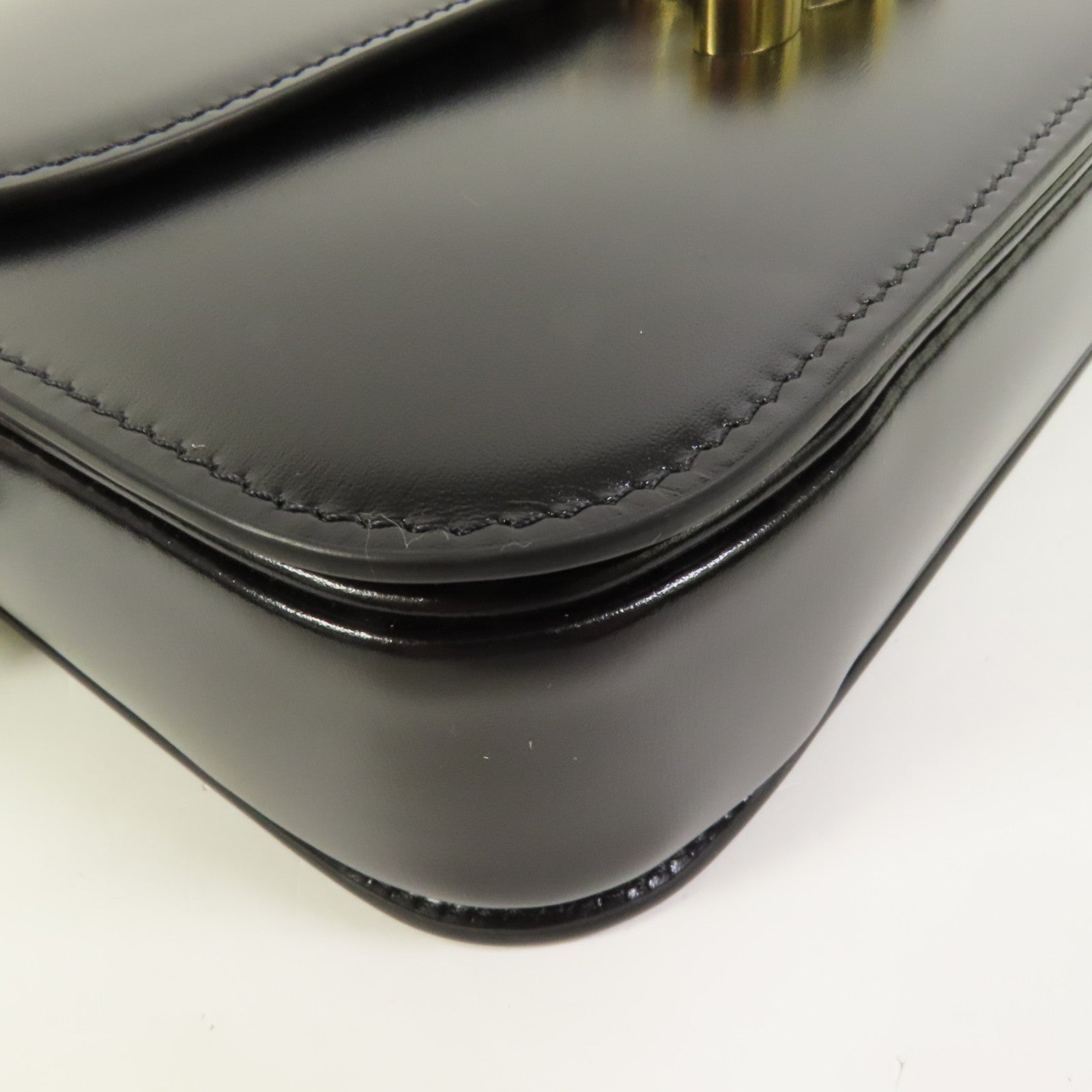 CELINE 牛皮皮革Classique Triomphe金扣肩背袋