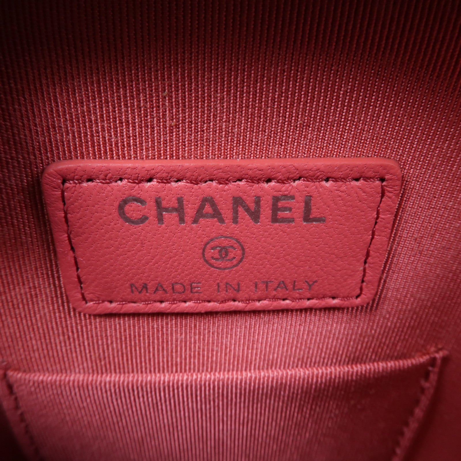 CHANEL 羊皮皮革Phone Holder銀扣鏈帶肩背袋