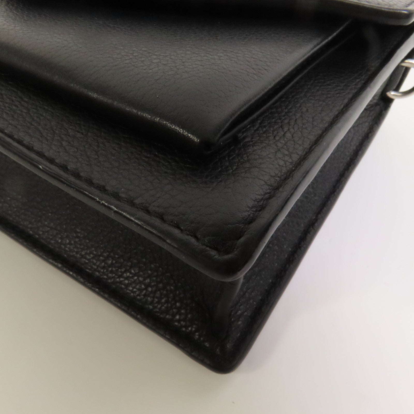 LOUIS VUITTON 牛皮皮革Mylockme銀扣鏈帶肩背袋