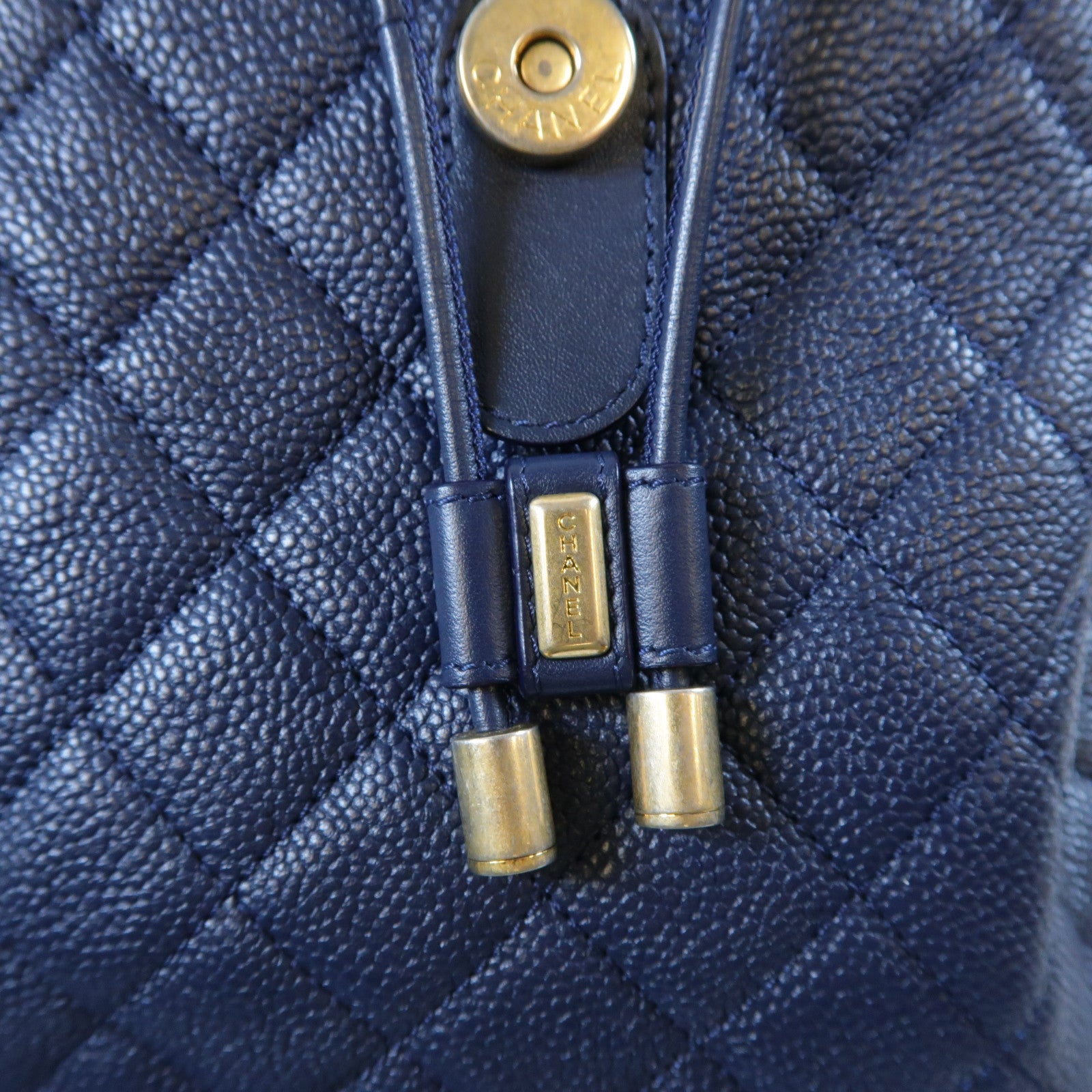 CHANEL 【激減優惠】菱格Caviar皮革Backpack金扣鏈帶背包藍色