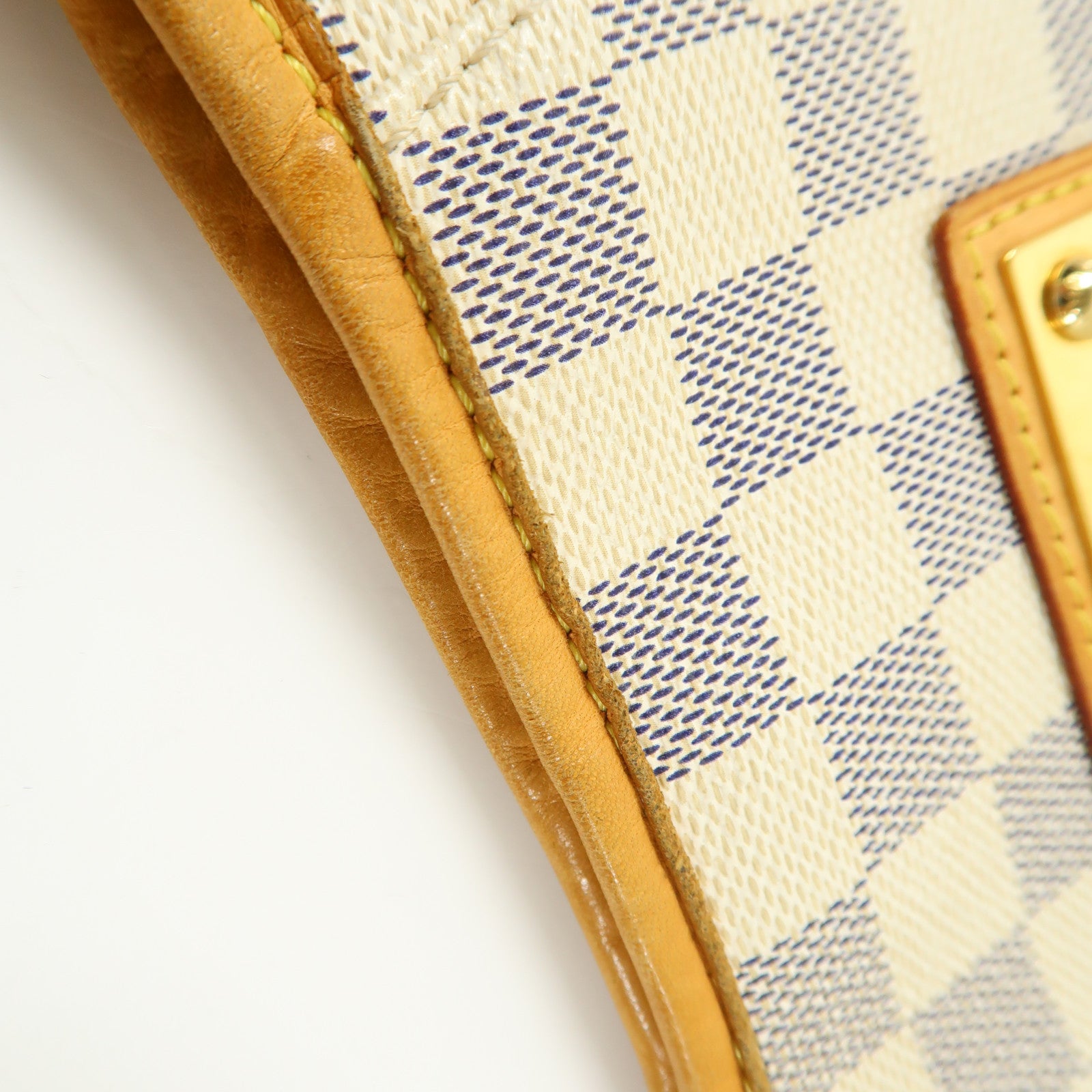 LOUIS VUITTON Damier Azur Galliera PM金扣肩背袋白色