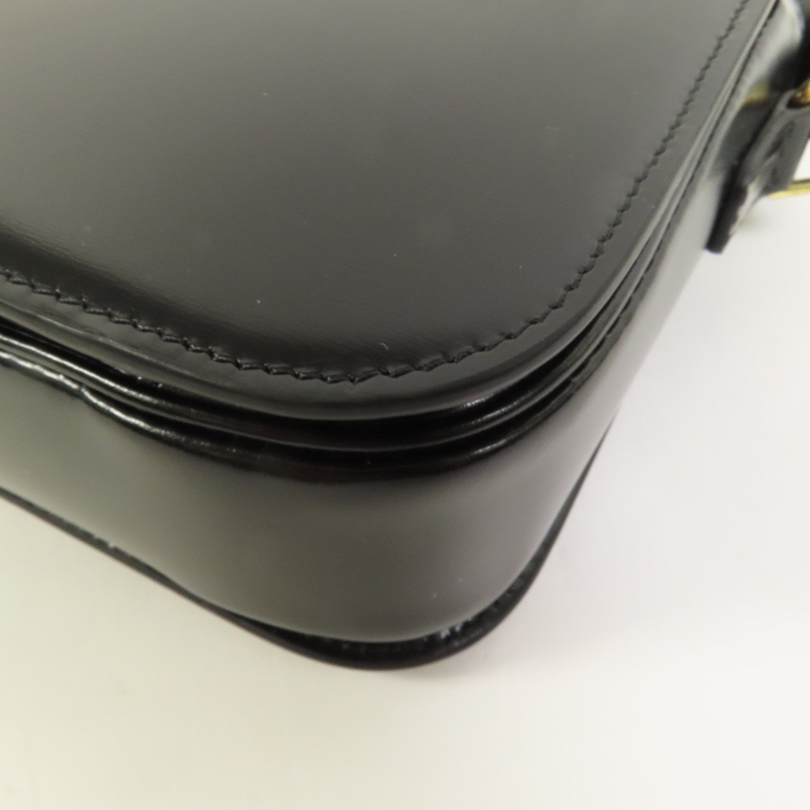 CELINE 牛皮皮革Classique Triomphe金扣肩背袋