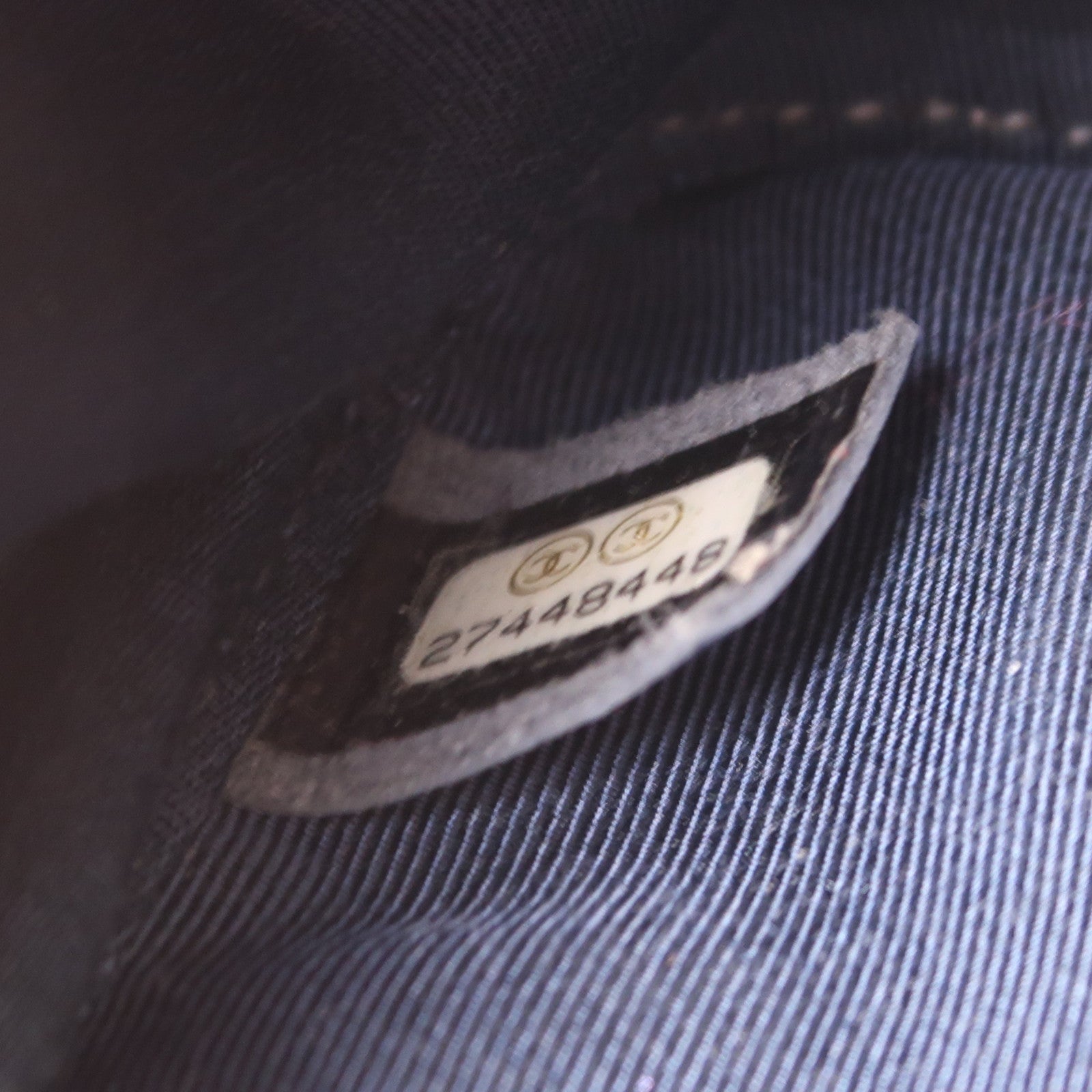 CHANEL 牛皮皮革Chain Shoulder金扣鏈帶肩背袋深藍色