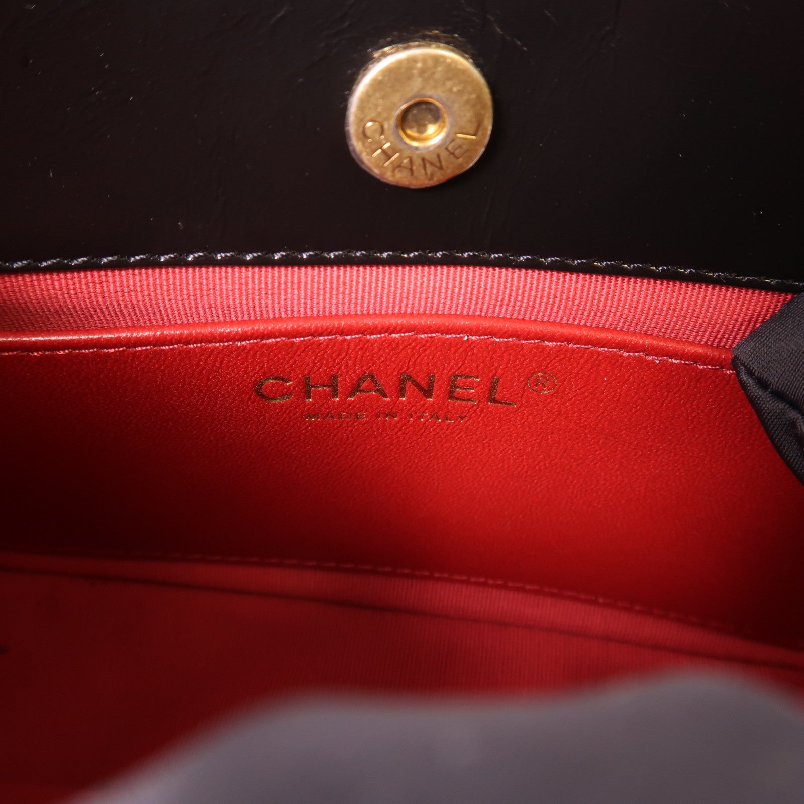 CHANEL 皮革Hobo金扣鏈帶肩背袋