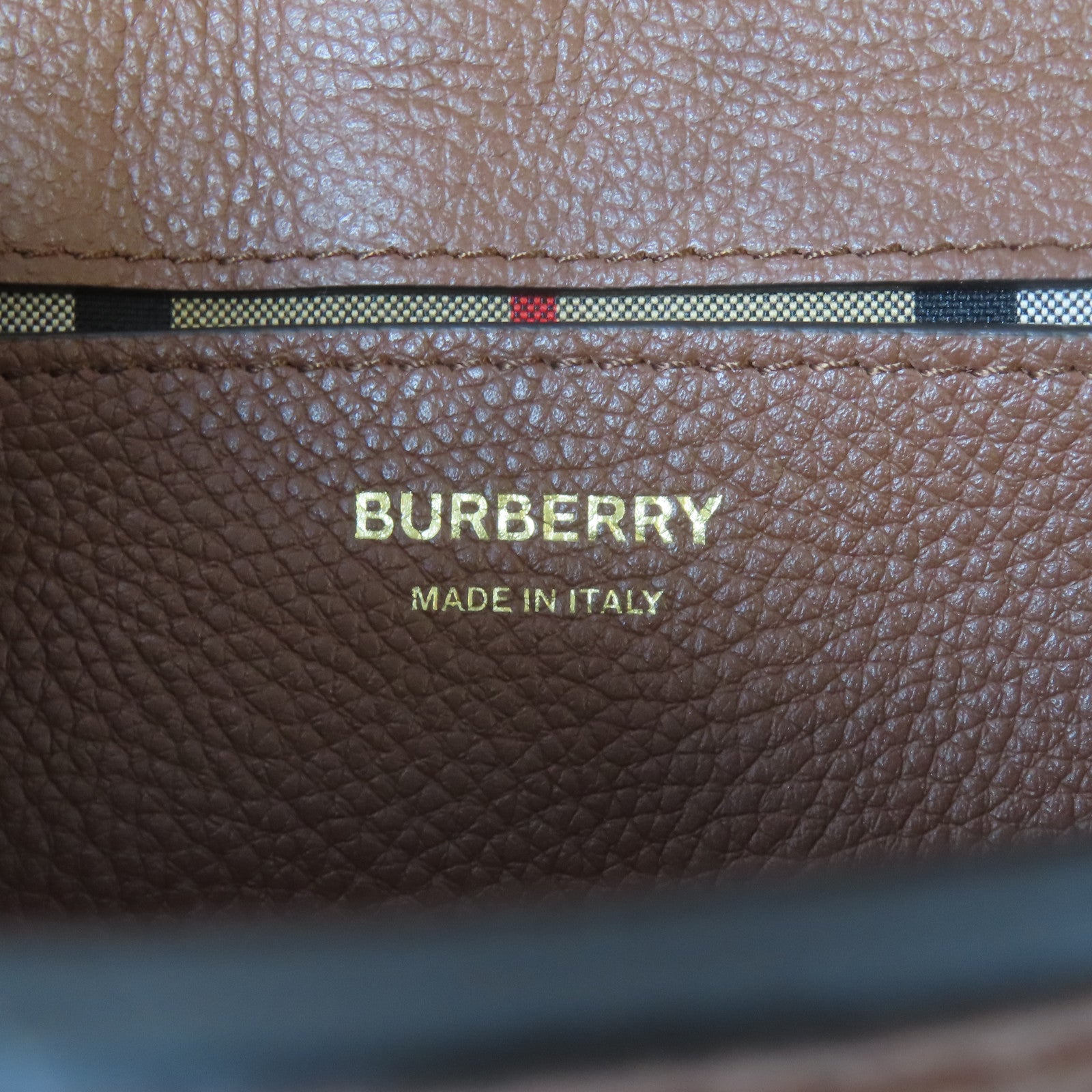 BURBERRY 牛皮皮革Shoulder Bag金扣肩背袋啡色
