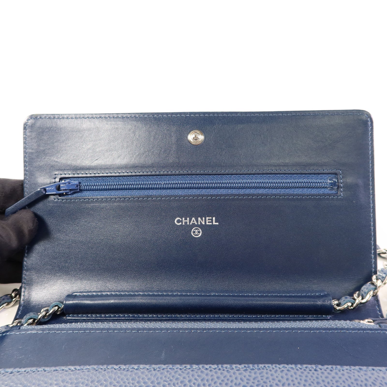 CHANEL 牛皮皮革WOC Wallet On Chain銀扣鏈帶肩背袋