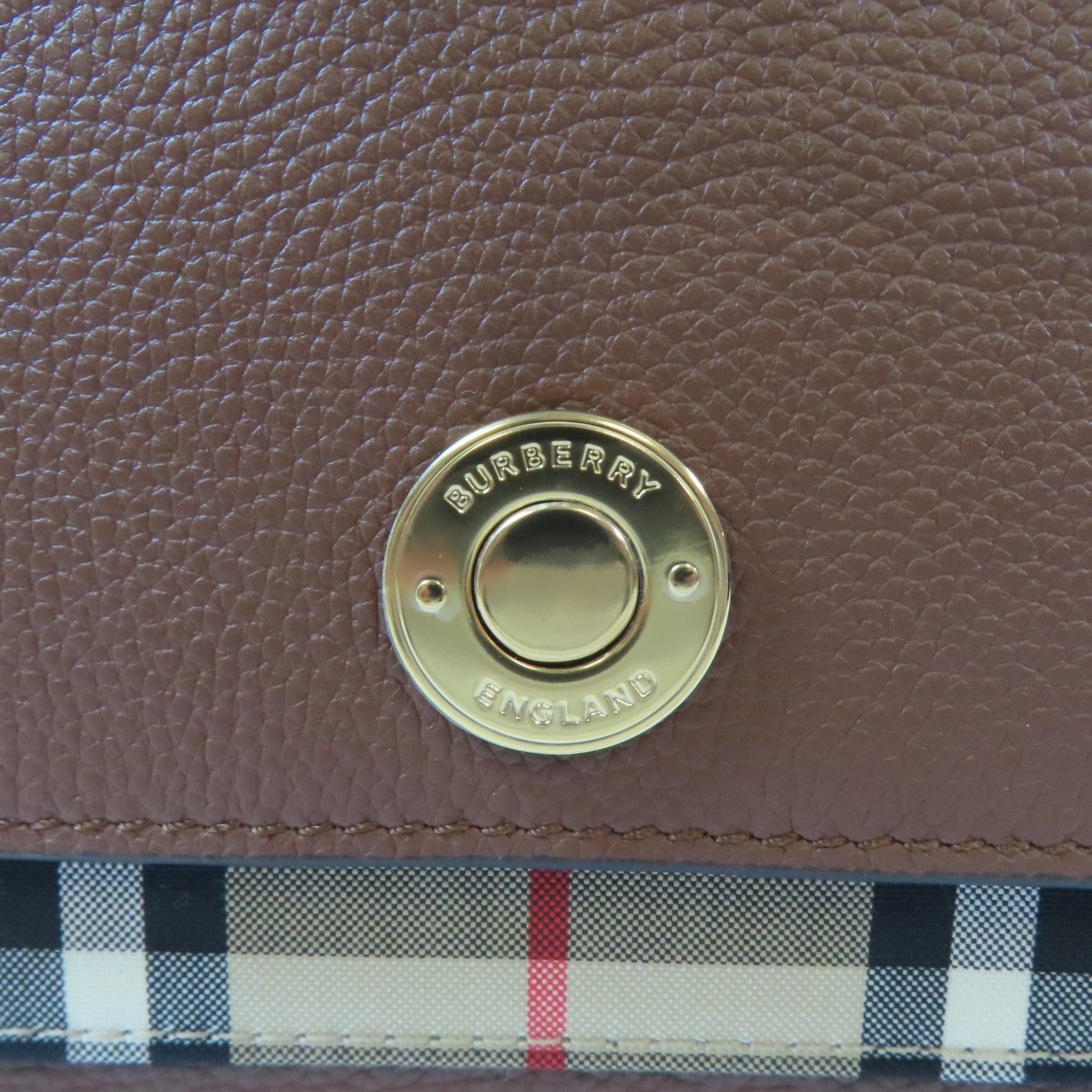BURBERRY 牛皮皮革Shoulder Bag金扣肩背袋啡色