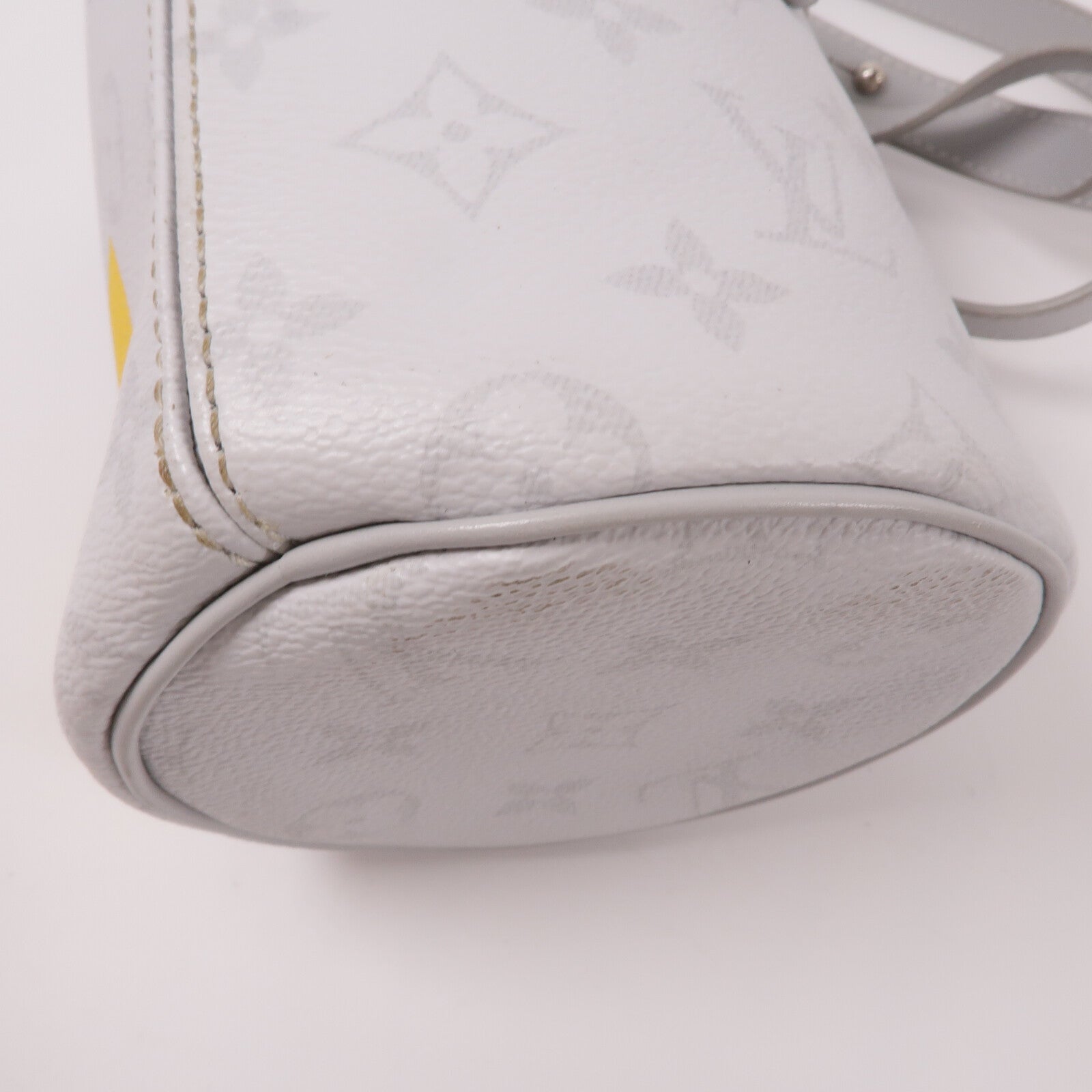LOUIS VUITTON Monogram Chalk Nano肩背袋