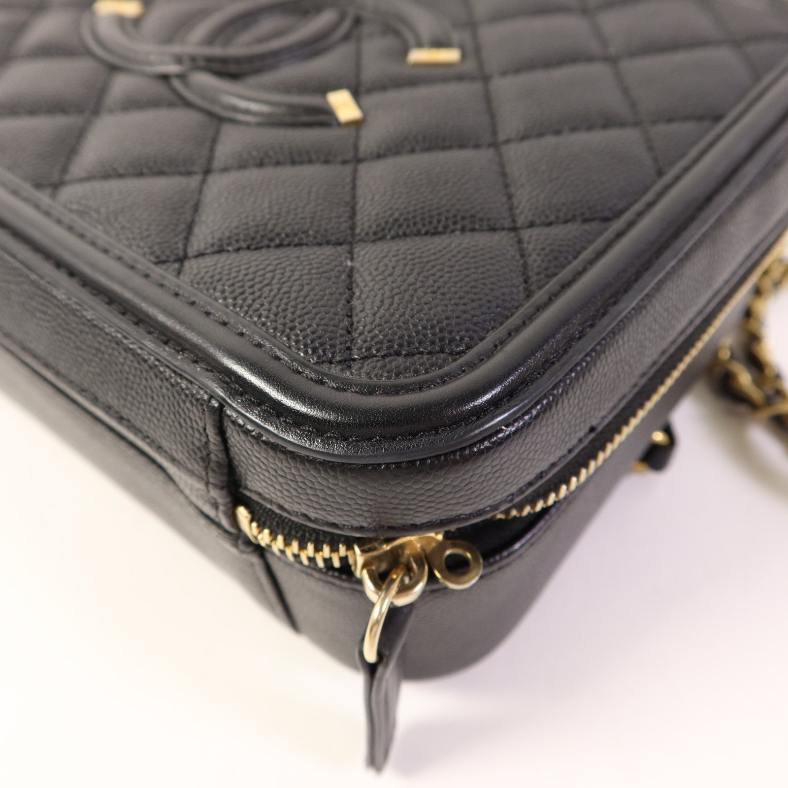 CHANEL 牛皮皮革Vanity Case金扣手挽肩背兩用袋