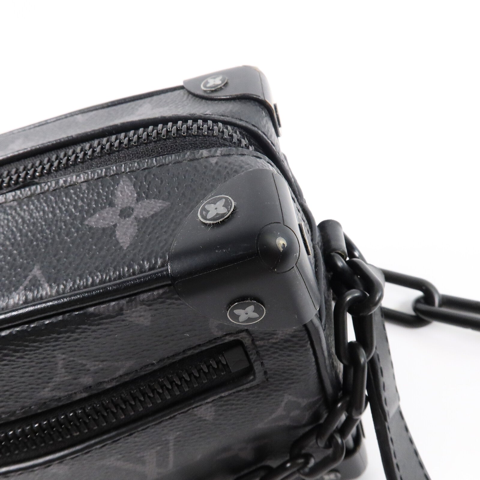 LOUIS VUITTON Monogram Eclipse Mini Soft Trunk肩背袋
