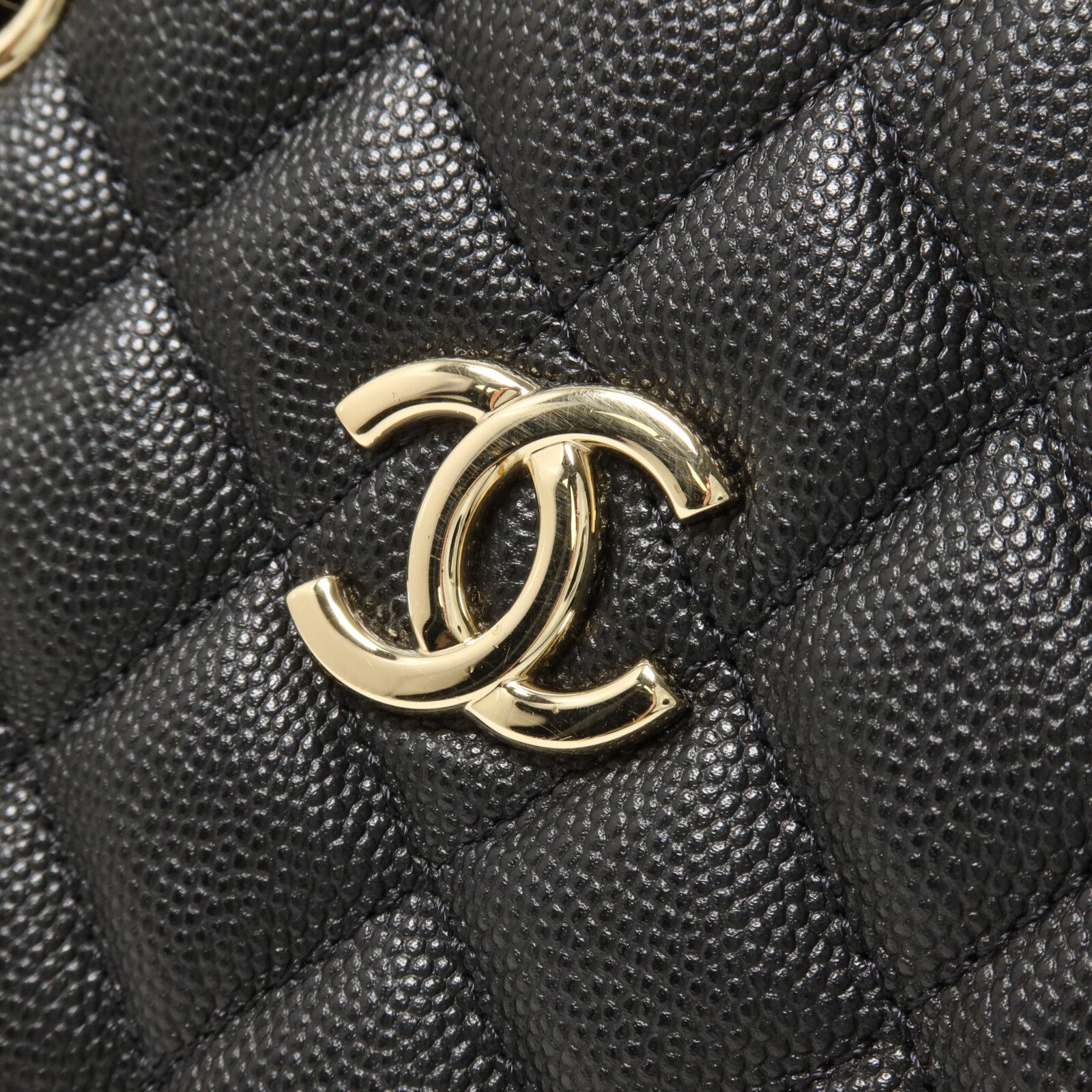 CHANEL 牛皮皮革Mini Bucket鏈帶肩背袋