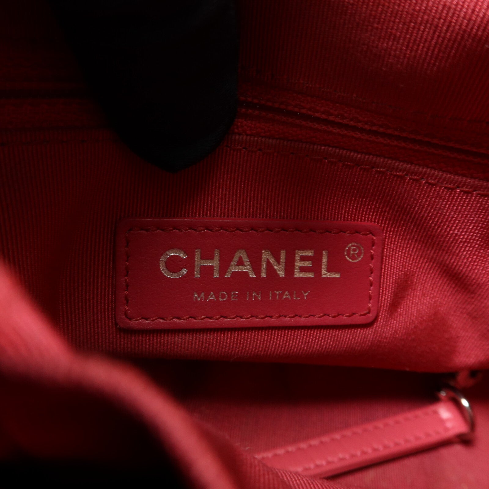 CHANEL 牛皮皮革Gabrielle Small鏈帶肩背袋