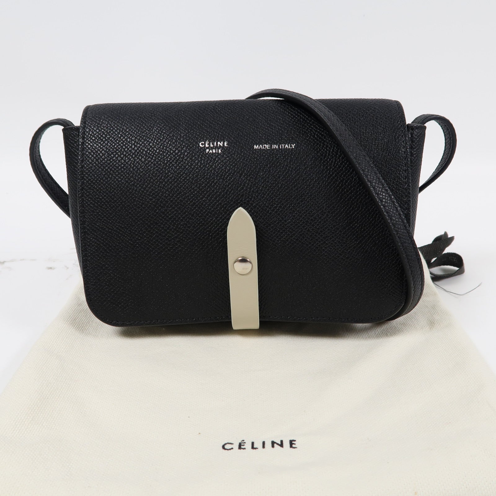 CELINE 牛皮皮革Strap Clutch肩背袋黑色